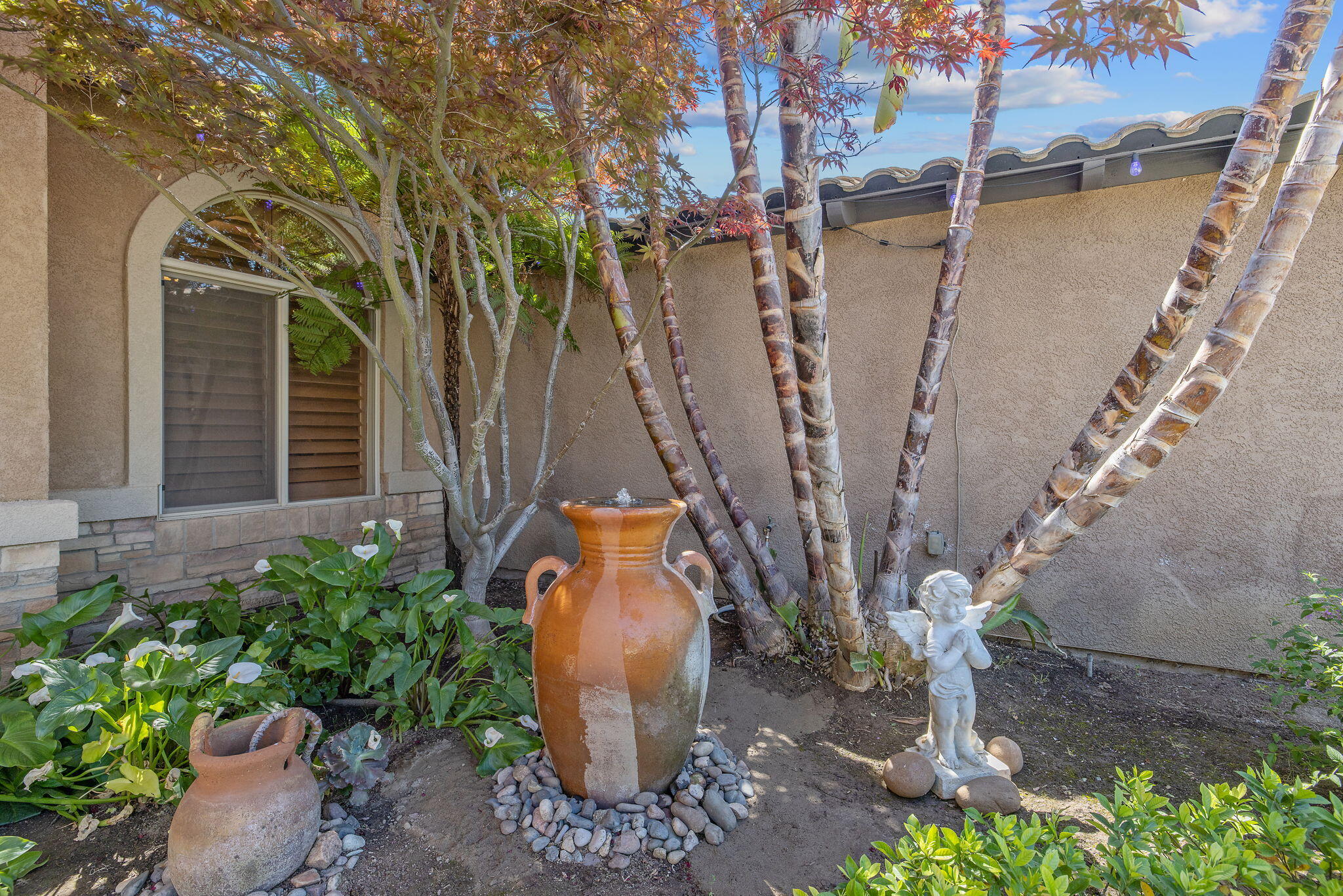 11305 Andretti Ave, Bakersfield, CA 93312