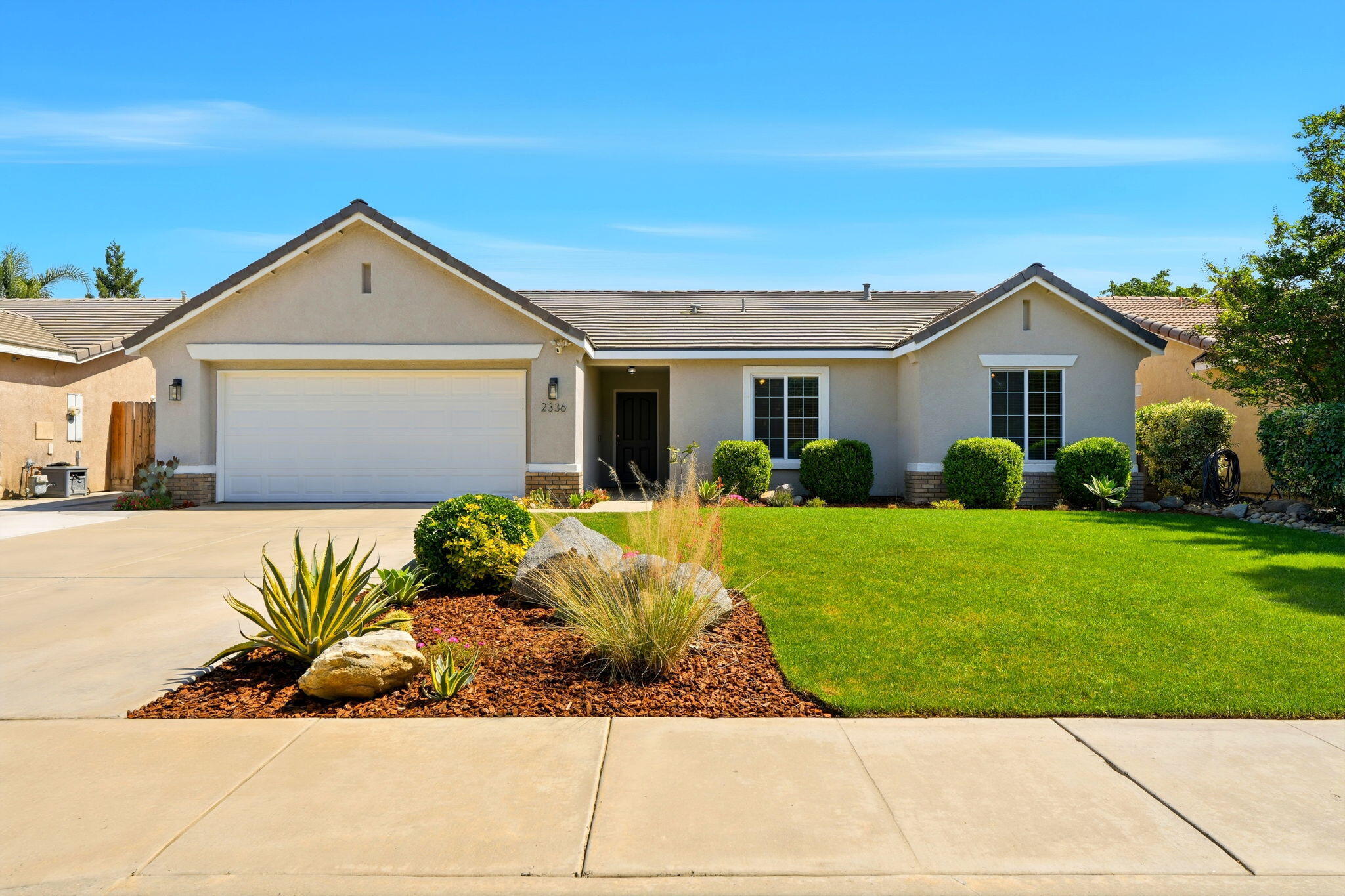 2336 S Cedar St, Visalia, CA 93292