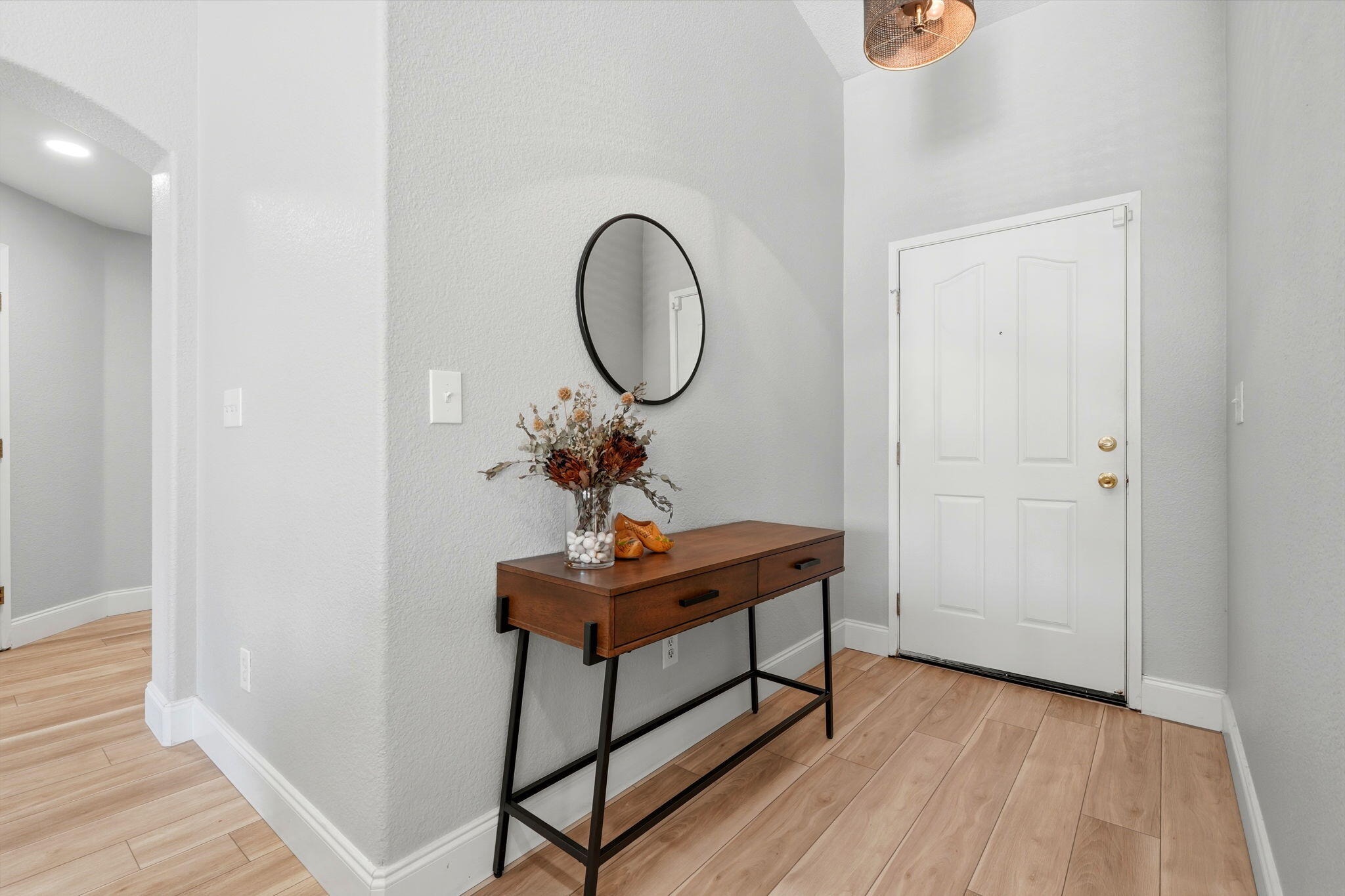 2336 S Cedar St, Visalia, CA 93292