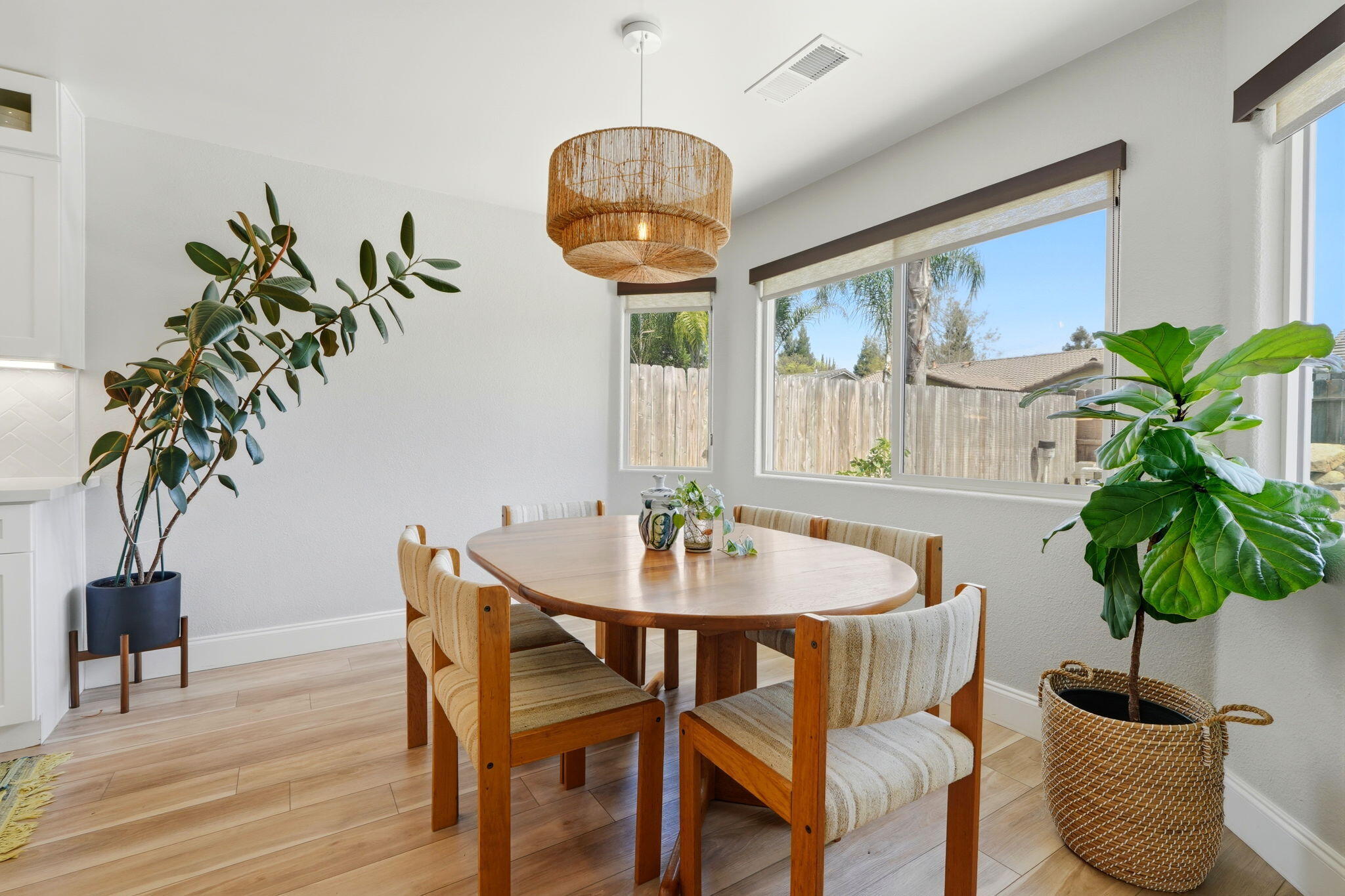 2336 S Cedar St, Visalia, CA 93292