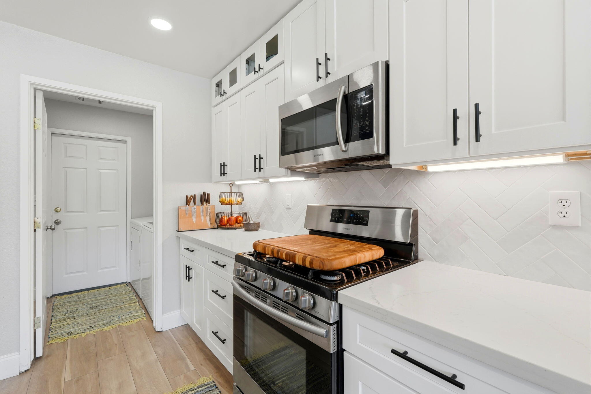 2336 S Cedar St, Visalia, CA 93292