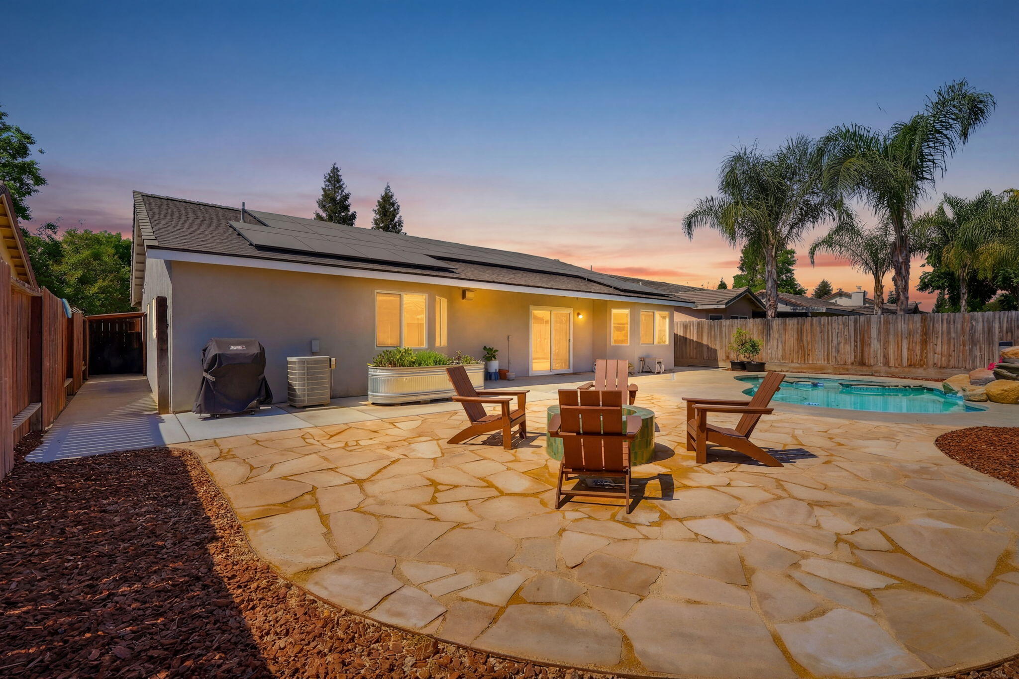 2336 S Cedar St, Visalia, CA 93292