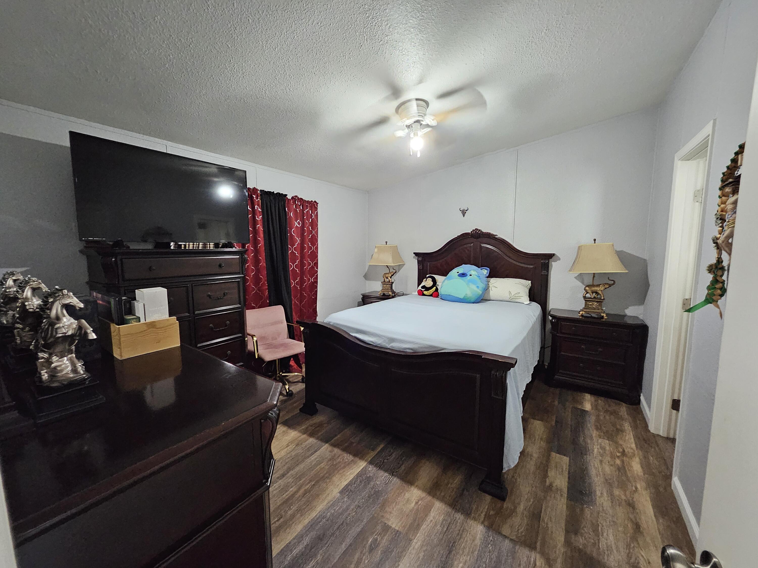 2710 Brokaw Ave, Corcoran, CA 93212