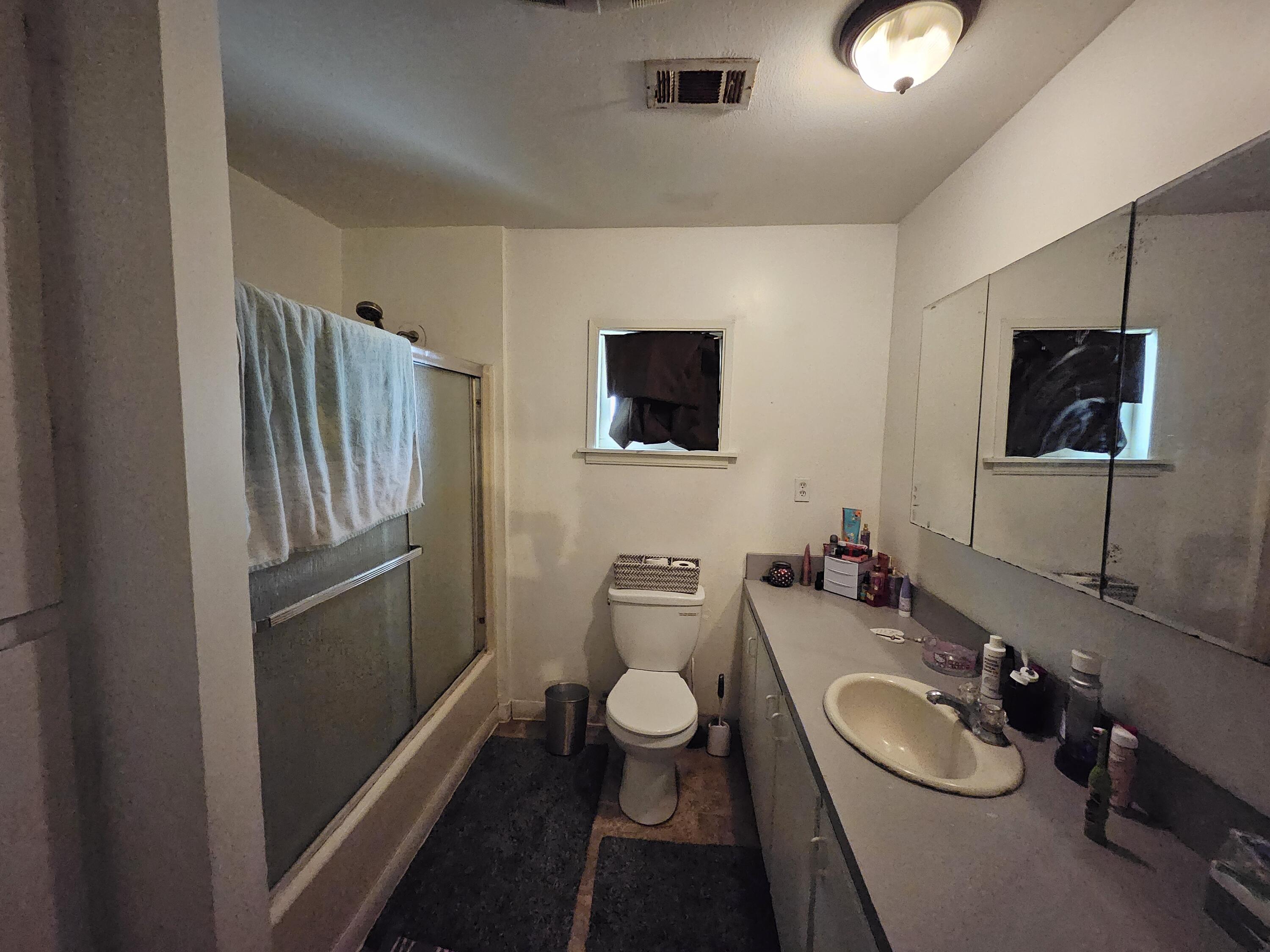 2710 Brokaw Ave, Corcoran, CA 93212