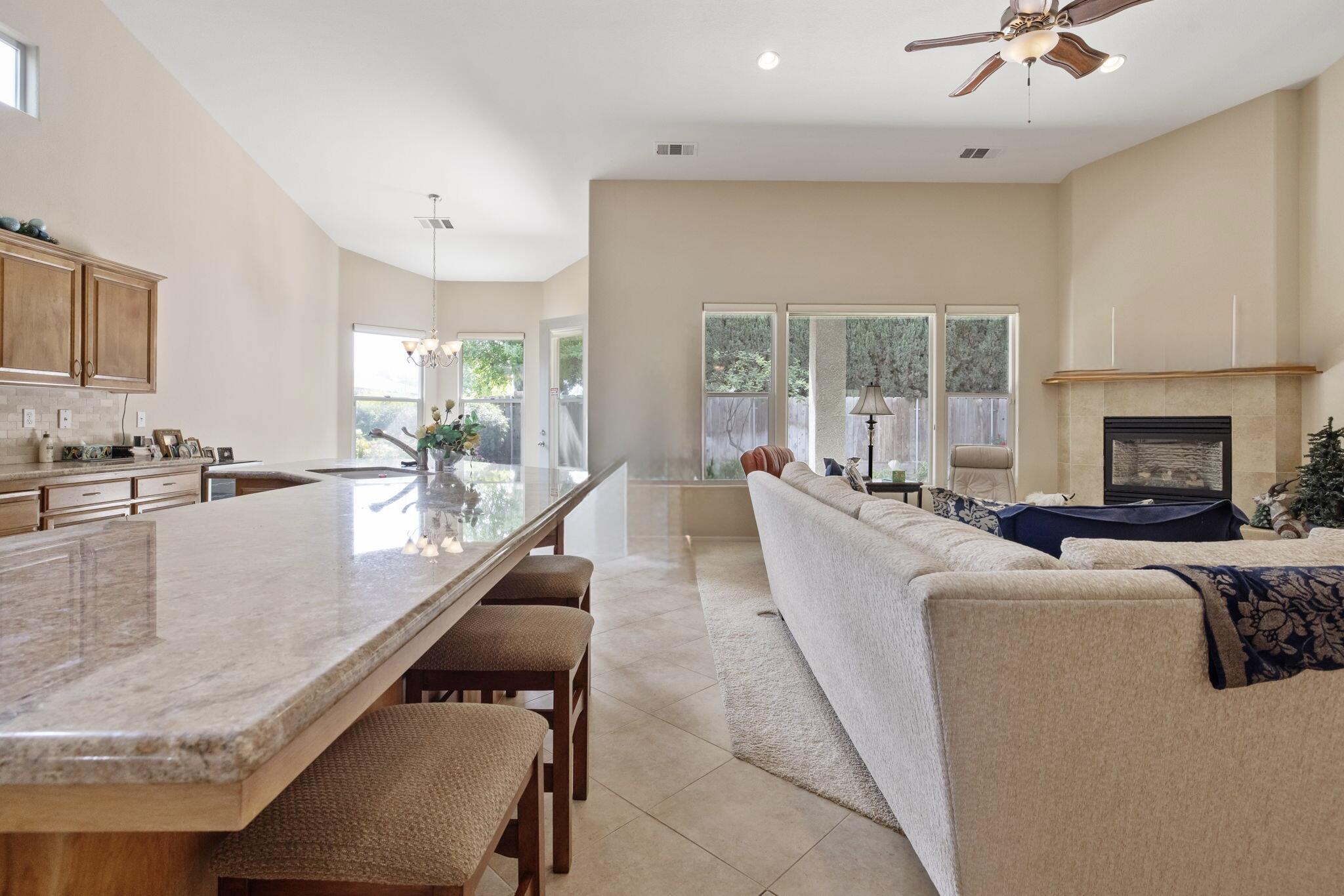 643 W Bel Aire Ave, Porterville, CA 93257