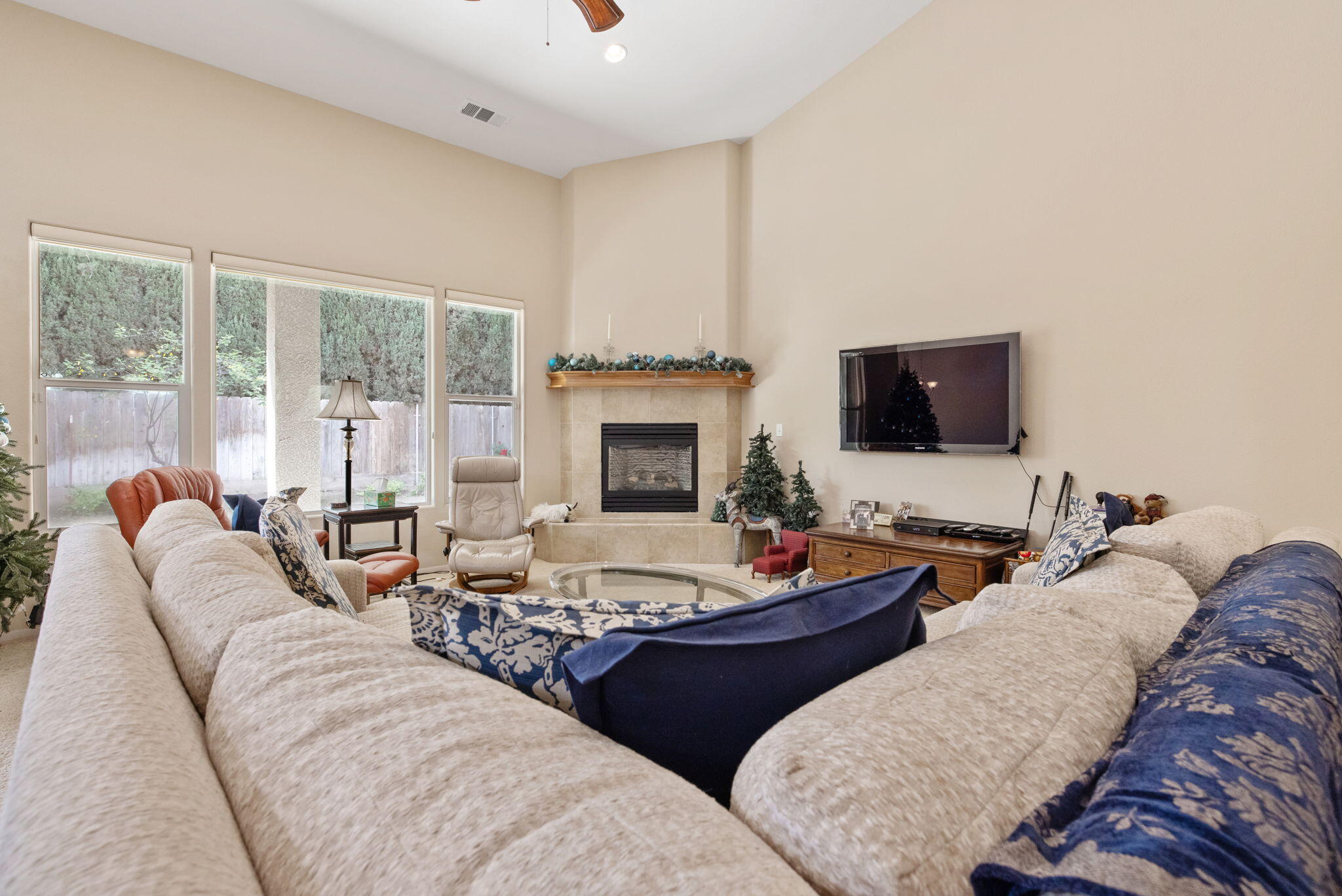 643 W Bel Aire Ave, Porterville, CA 93257