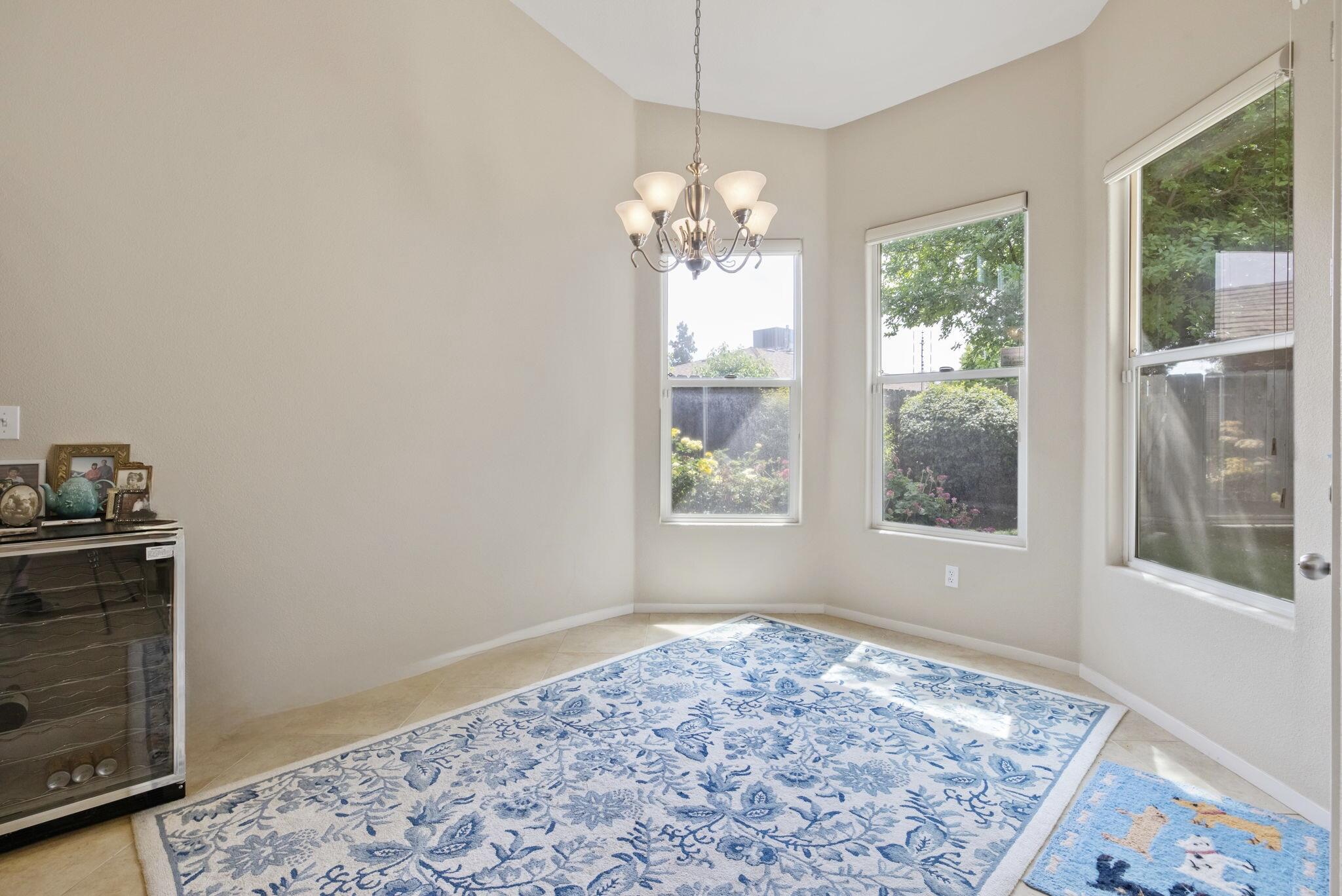 643 W Bel Aire Ave, Porterville, CA 93257