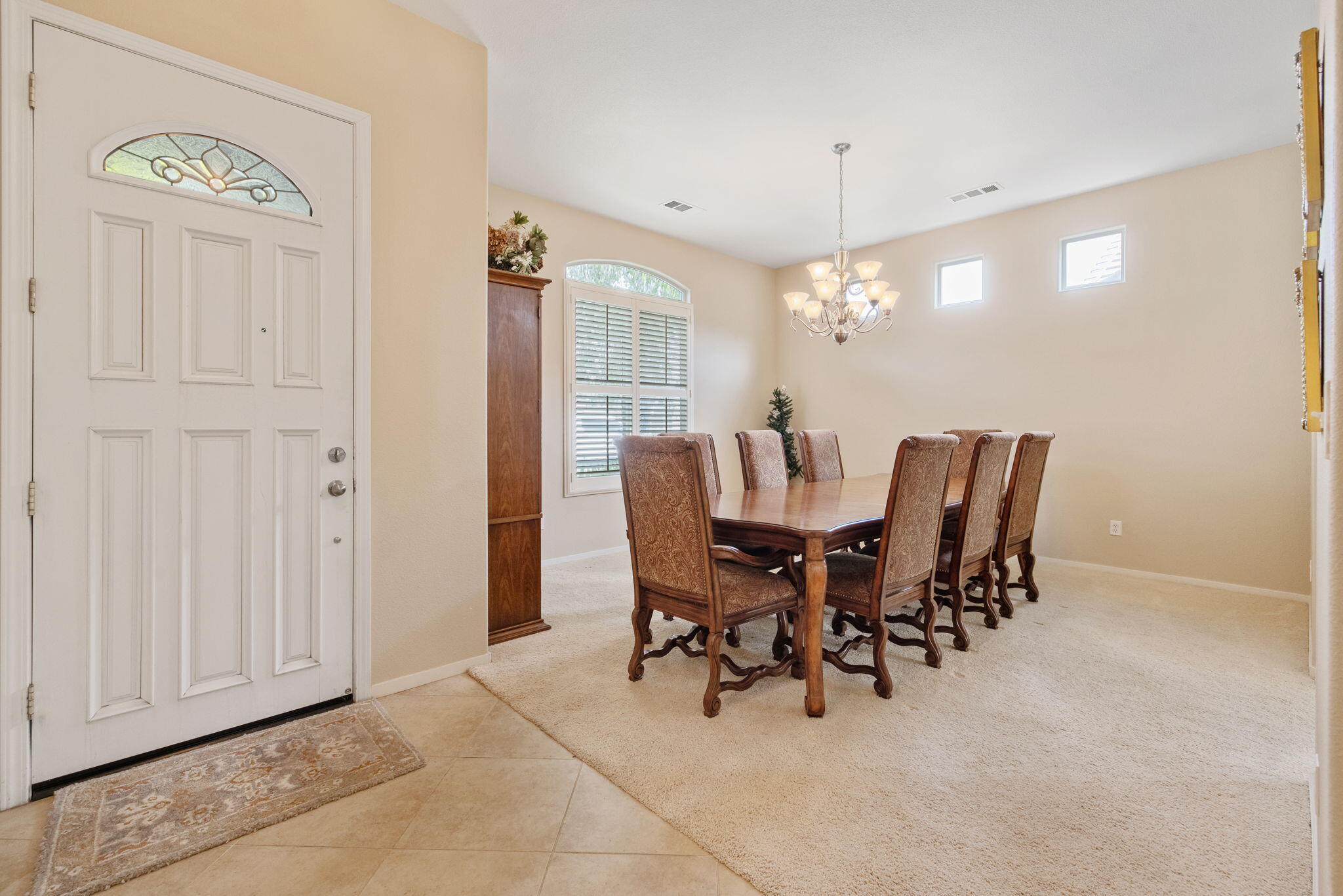 643 W Bel Aire Ave, Porterville, CA 93257