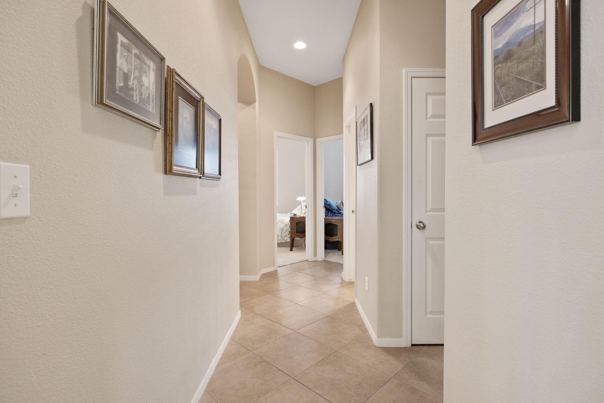 643 W Bel Aire Ave, Porterville, CA 93257