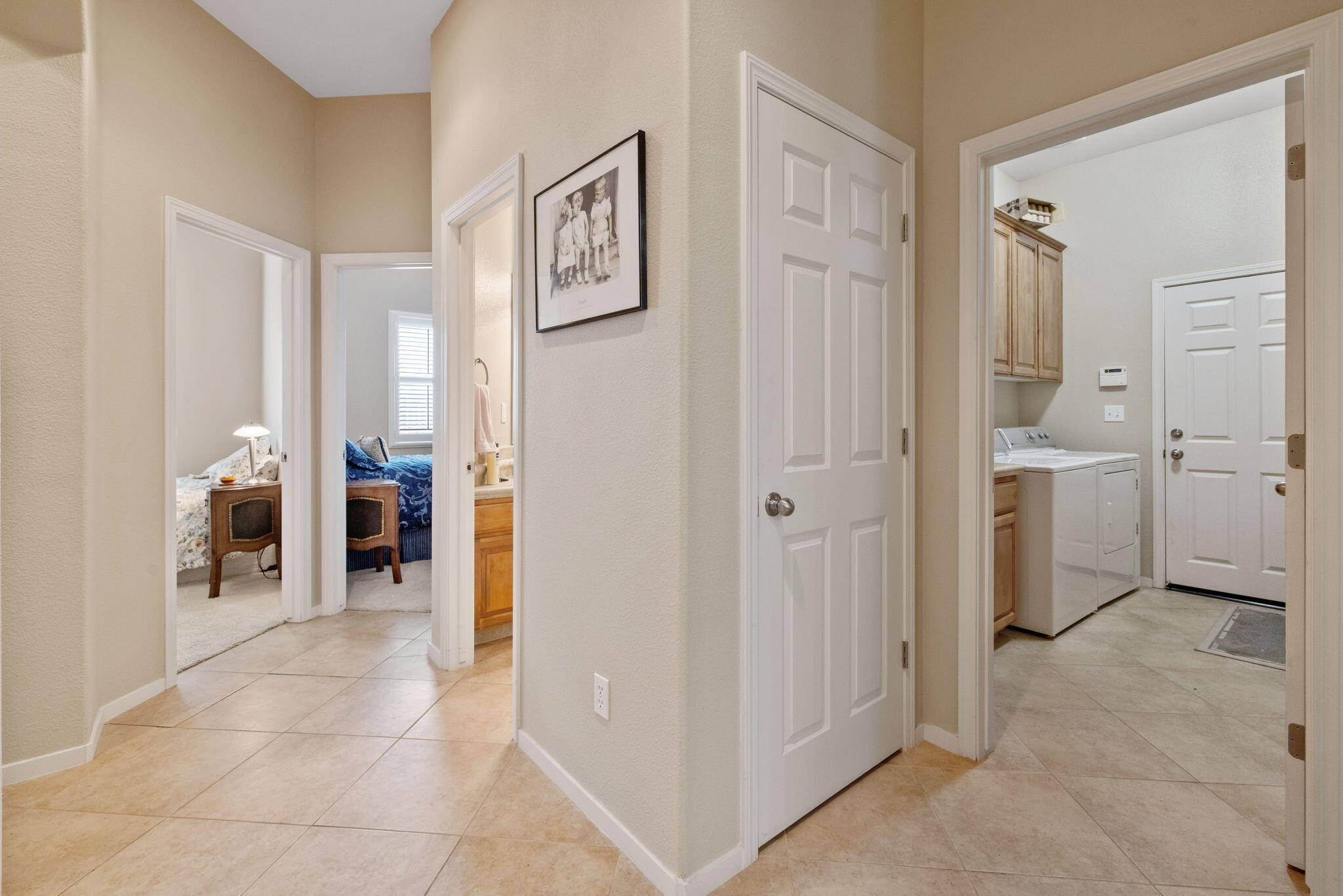 643 W Bel Aire Ave, Porterville, CA 93257