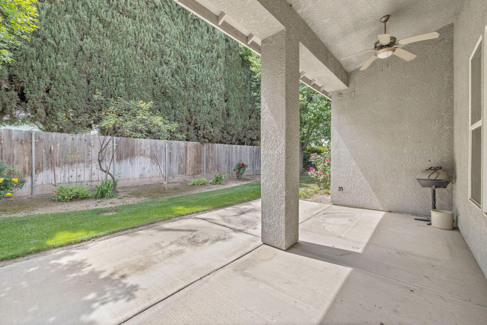 643 W Bel Aire Ave, Porterville, CA 93257