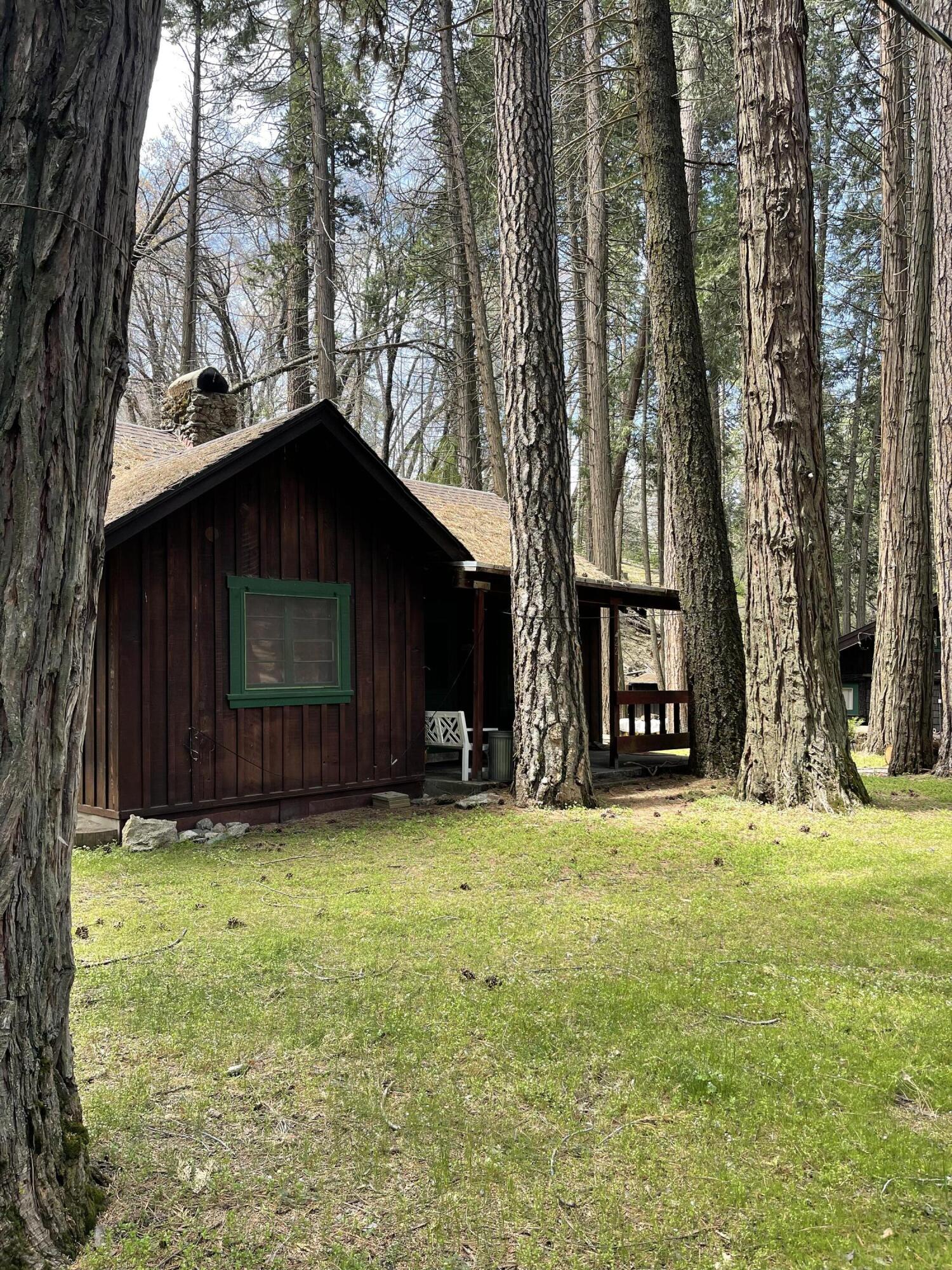 22 White River Rd, California Hot Springs, CA 93207