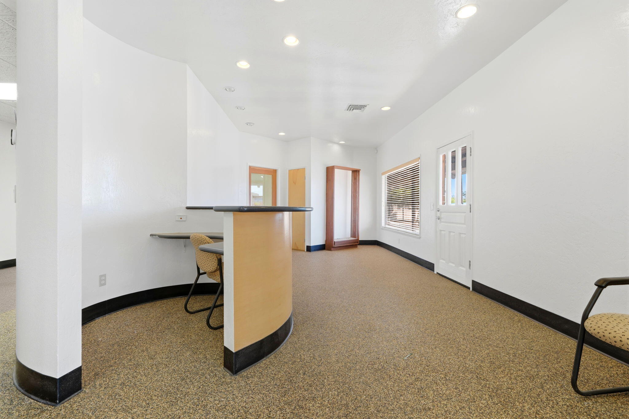 724 N Ben Maddox Way, Visalia, CA 93292