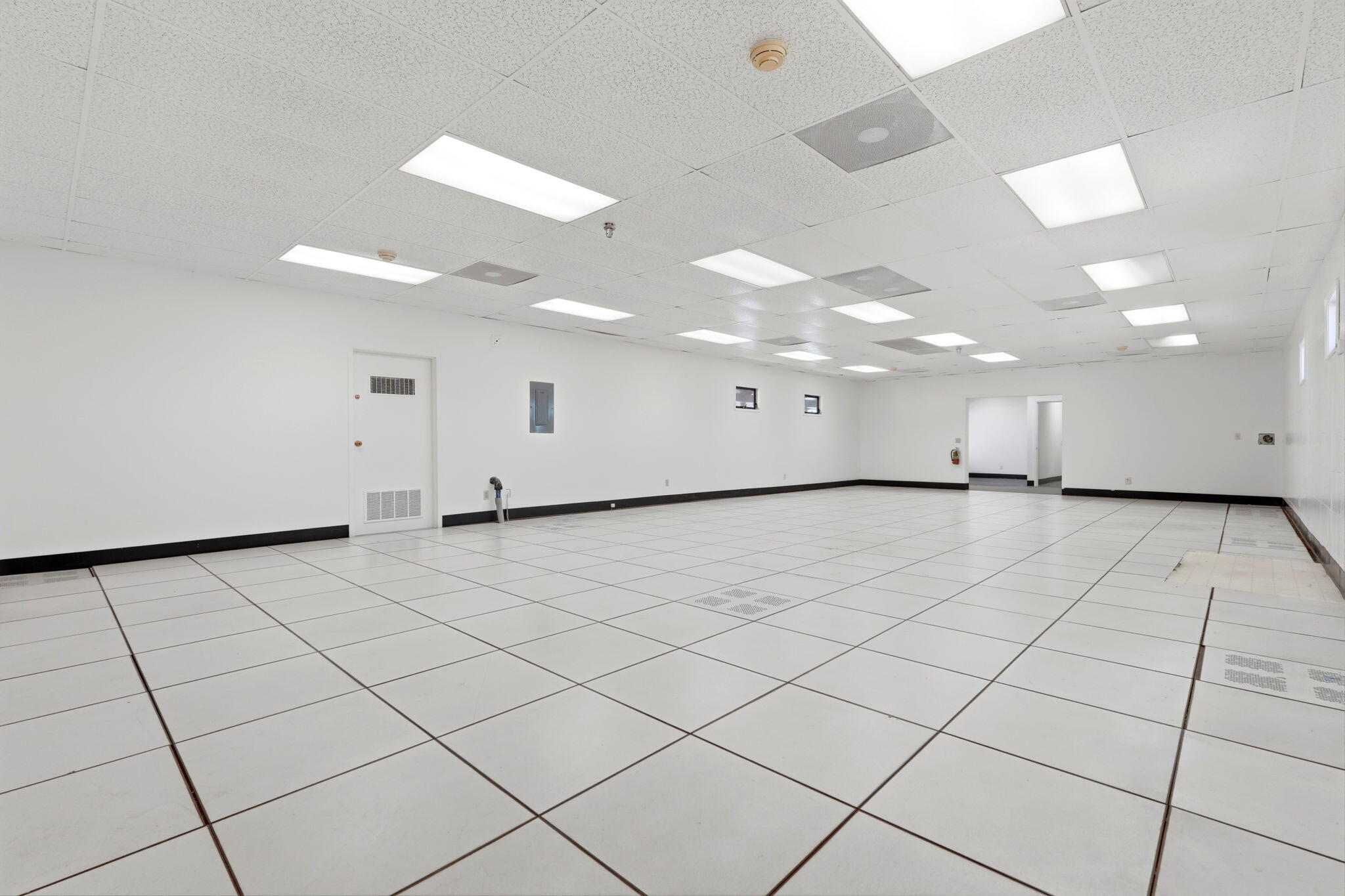 724 N Ben Maddox Way, Visalia, CA 93292