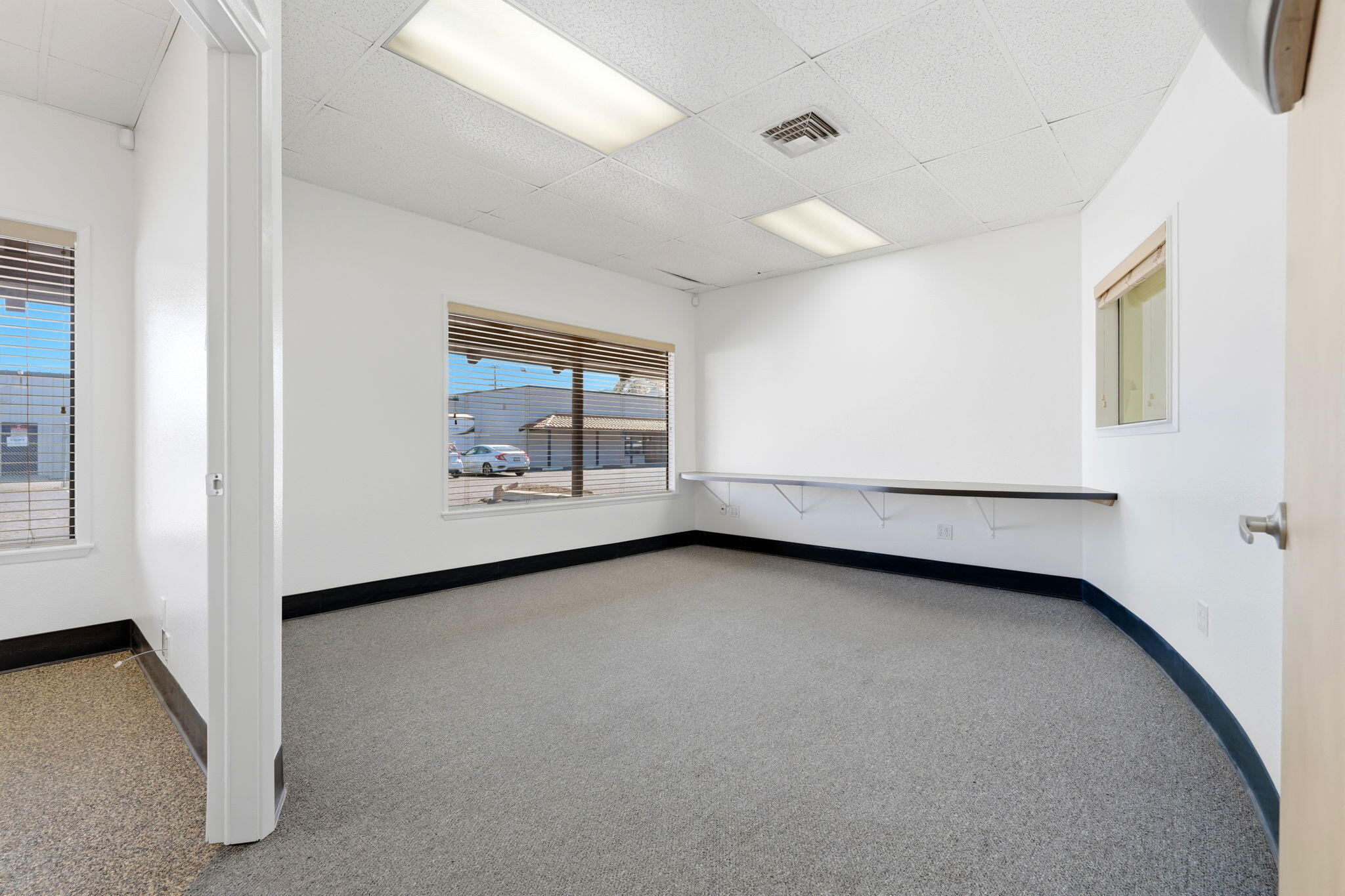 724 N Ben Maddox Way, Visalia, CA 93292