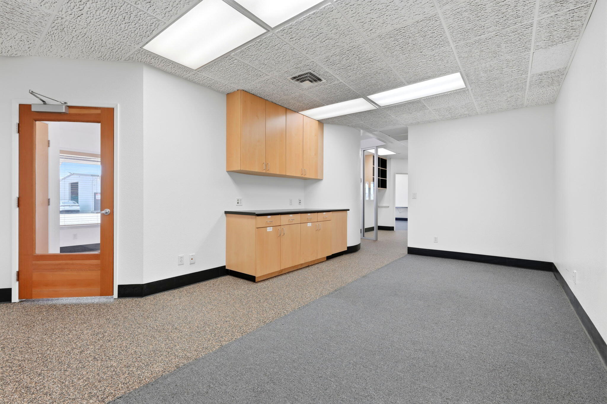 724 N Ben Maddox Way, Visalia, CA 93292