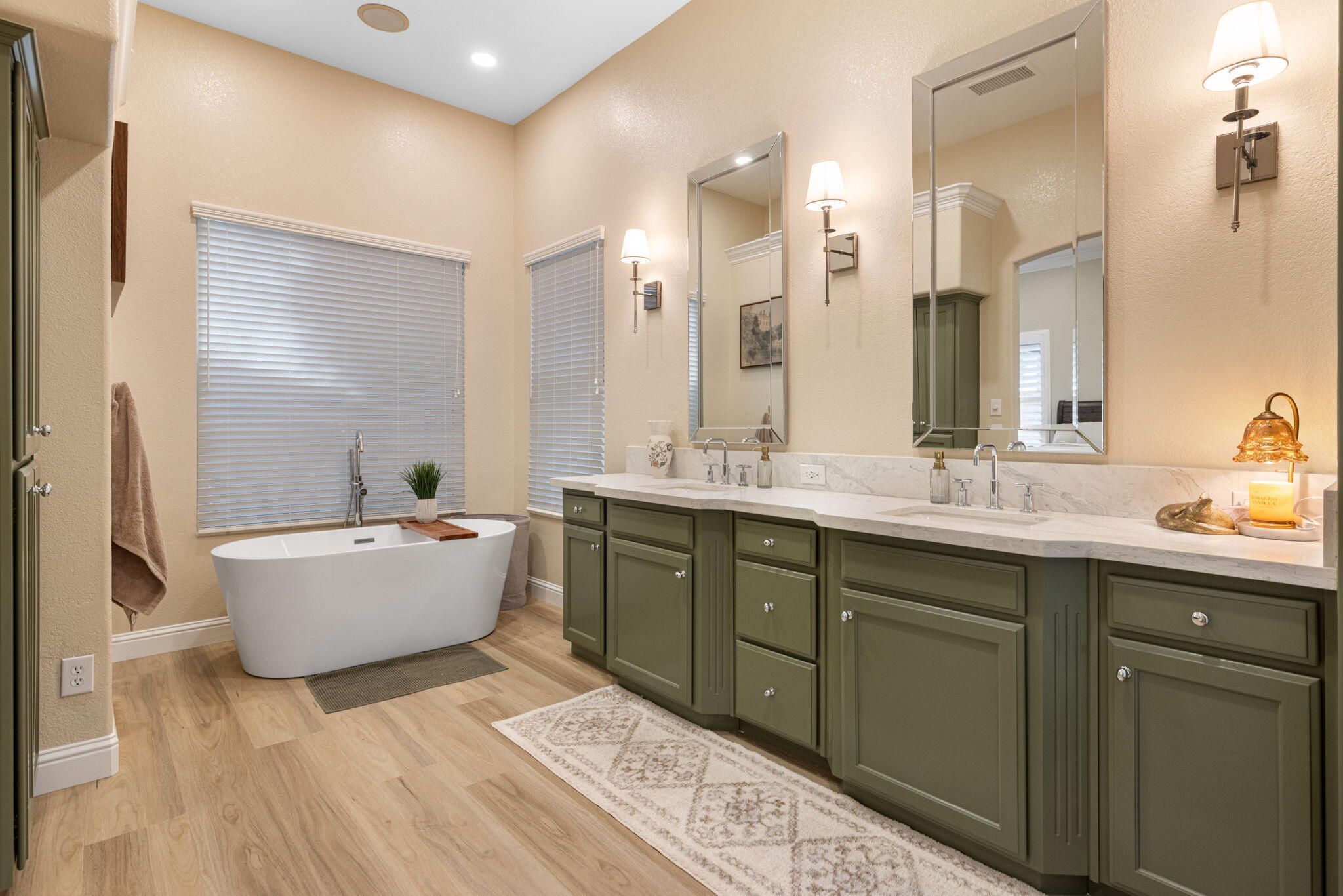 201 N Preston St, Visalia, CA 93291