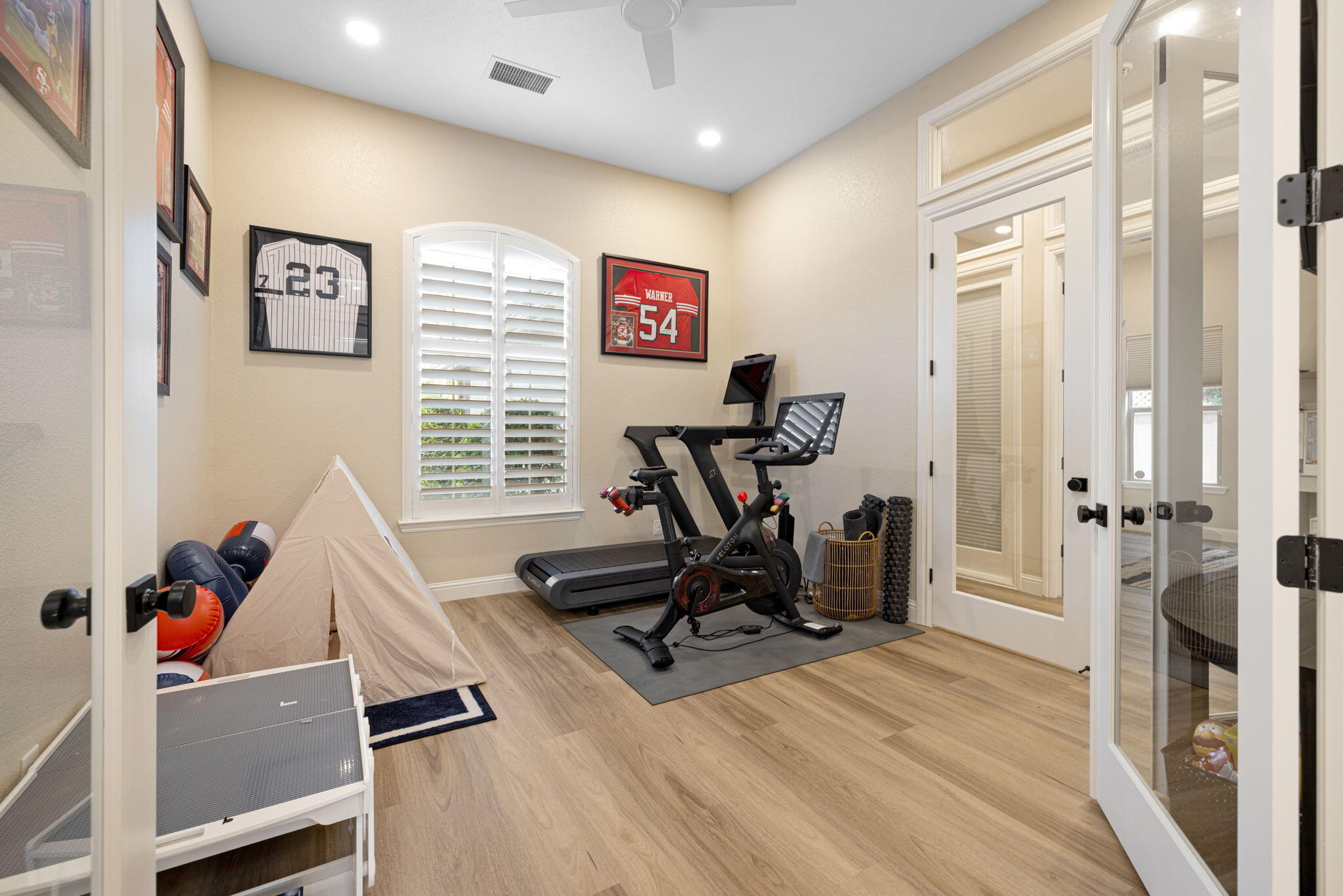 201 N Preston St, Visalia, CA 93291