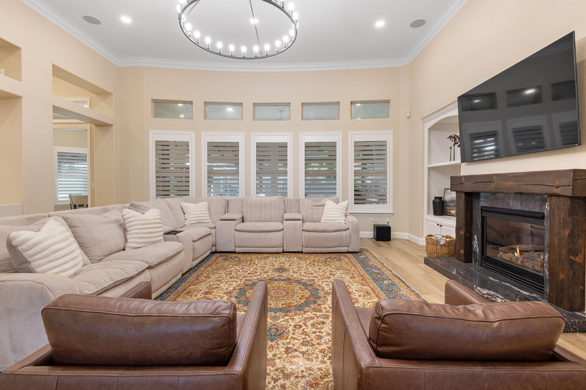 201 N Preston St, Visalia, CA 93291