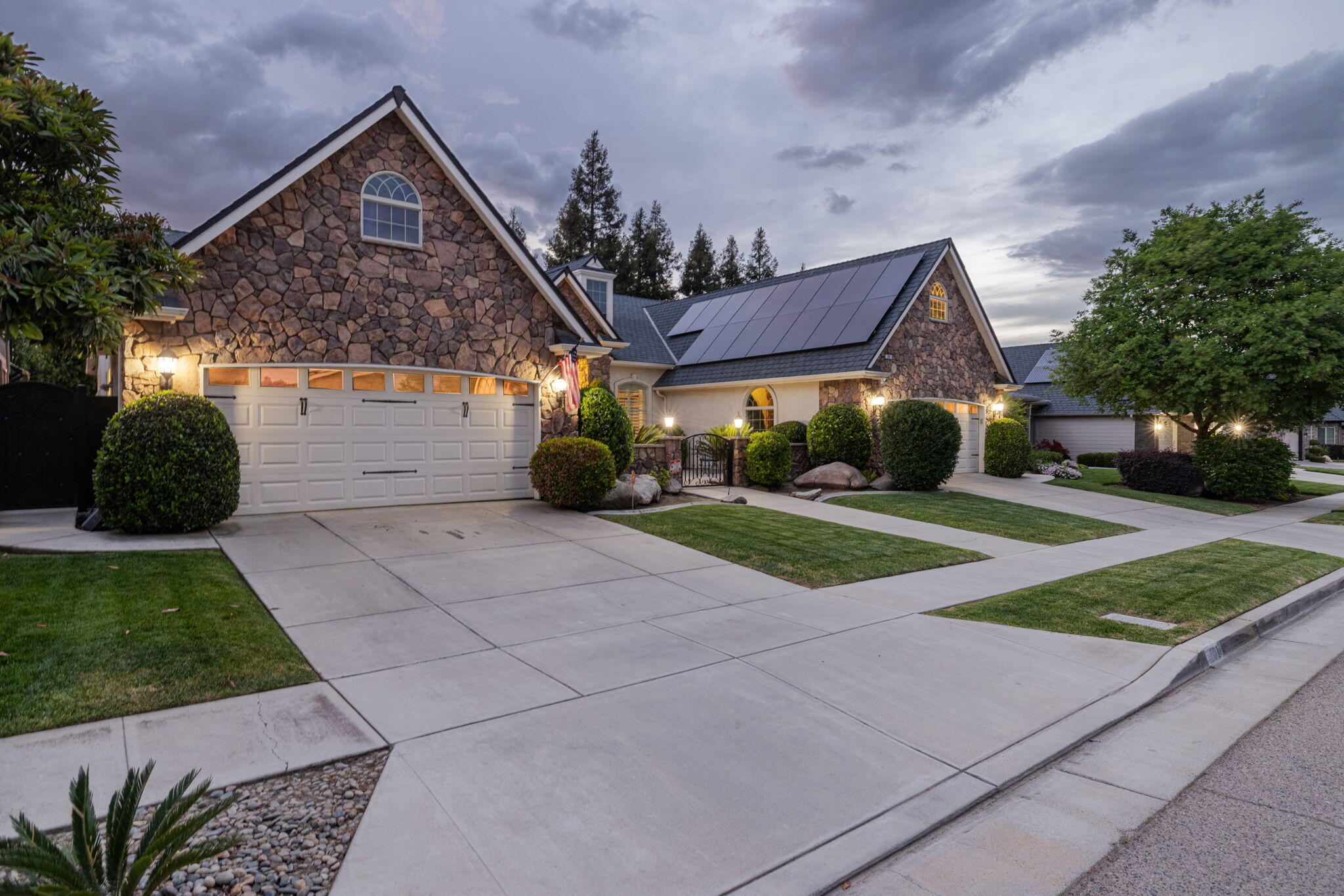 201 N Preston St, Visalia, CA 93291