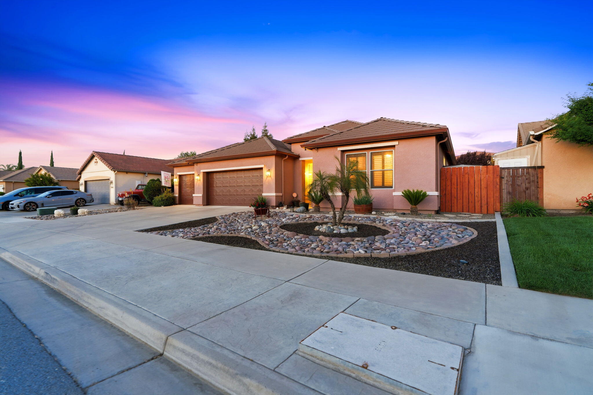 1998 Albarino St, Tulare, CA 93274