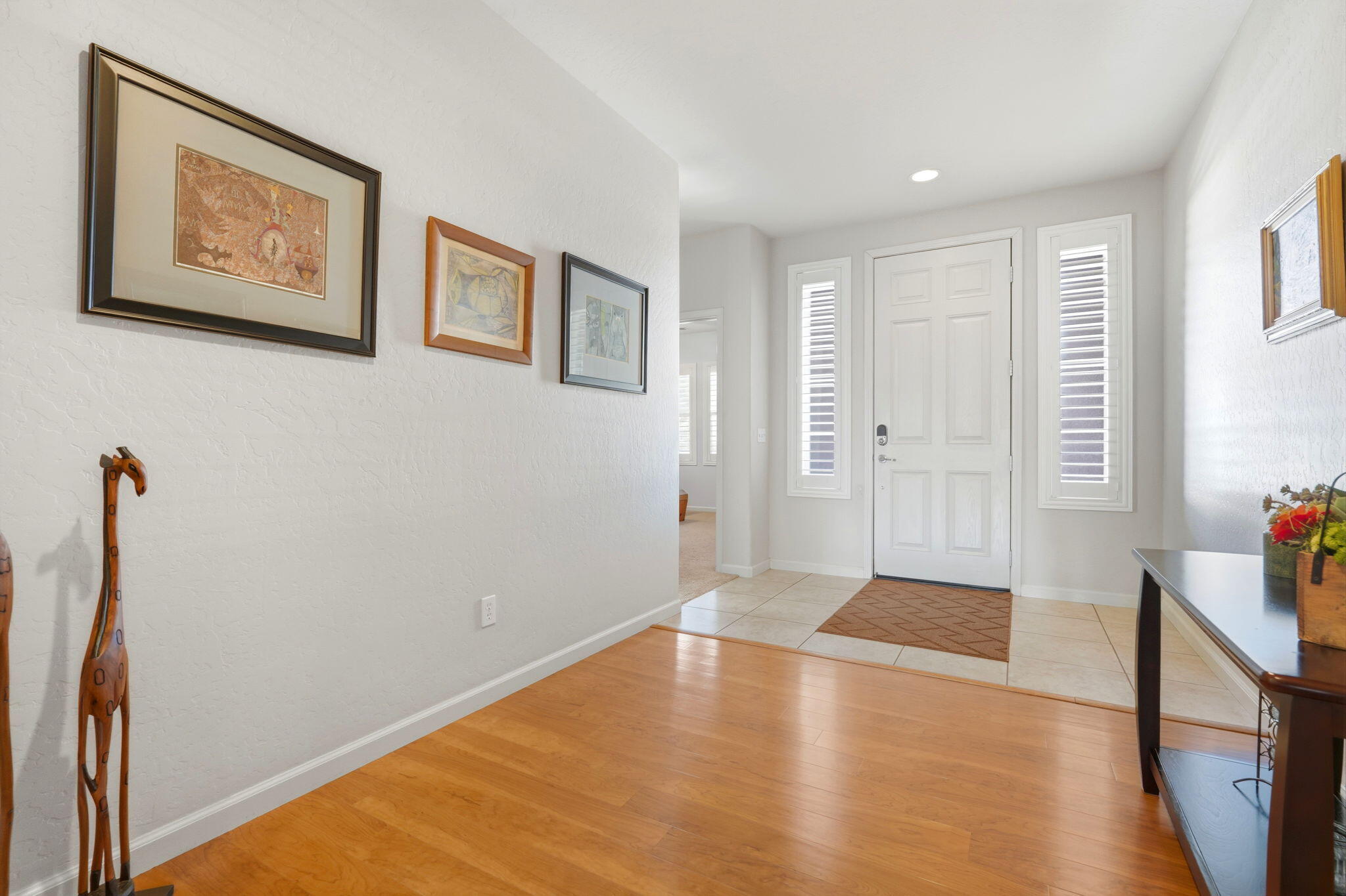 1998 Albarino St, Tulare, CA 93274