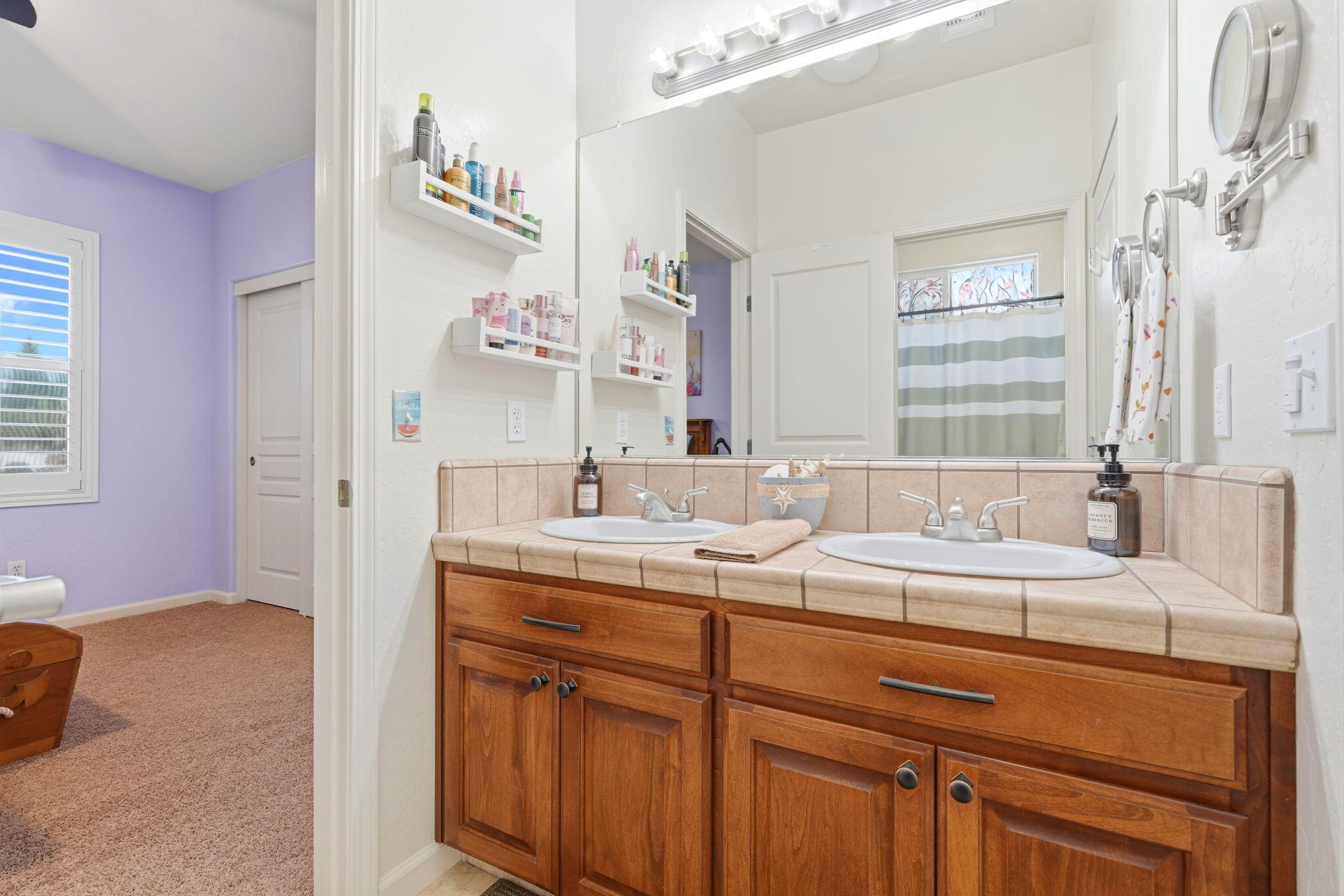 1998 Albarino St, Tulare, CA 93274