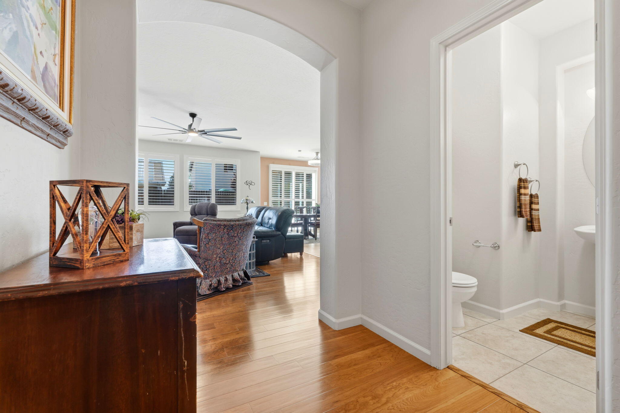 1998 Albarino St, Tulare, CA 93274