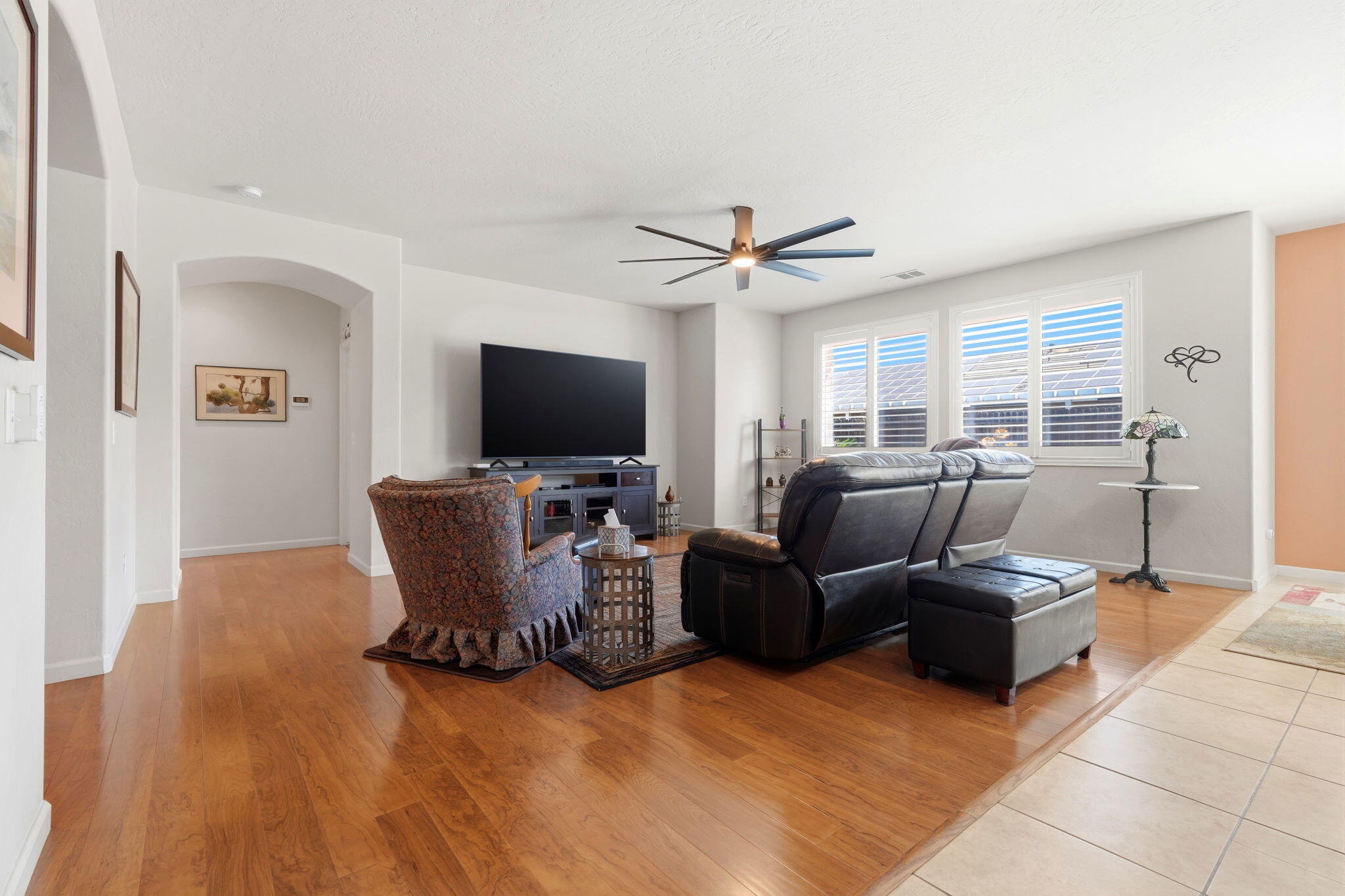 1998 Albarino St, Tulare, CA 93274