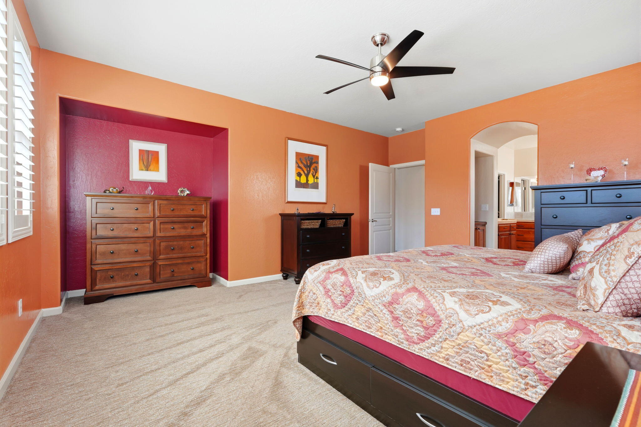 1998 Albarino St, Tulare, CA 93274