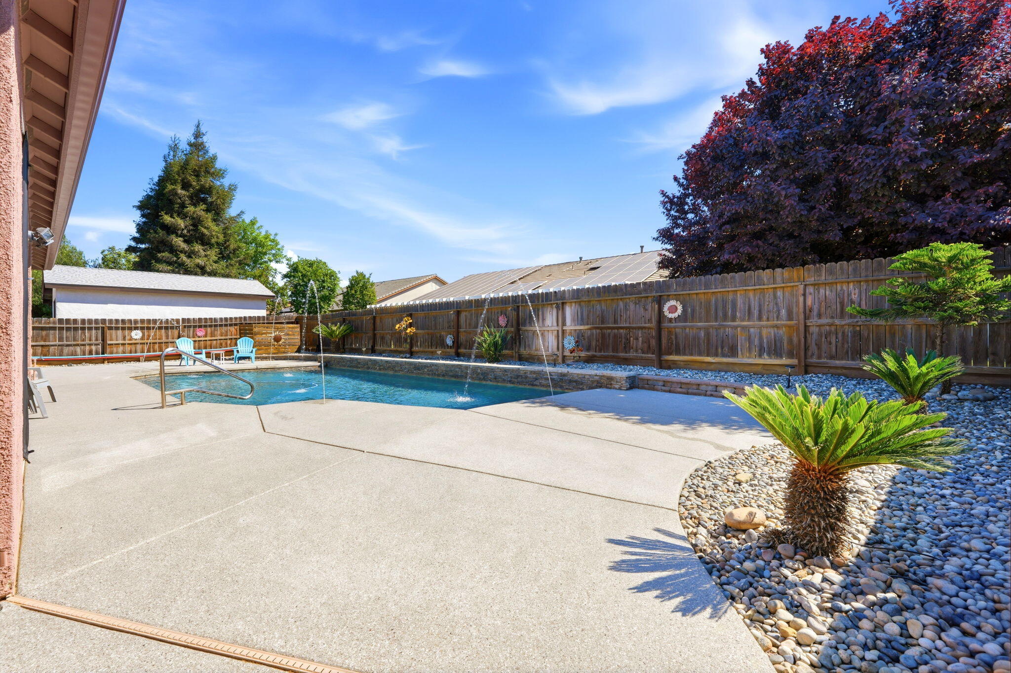 1998 Albarino St, Tulare, CA 93274