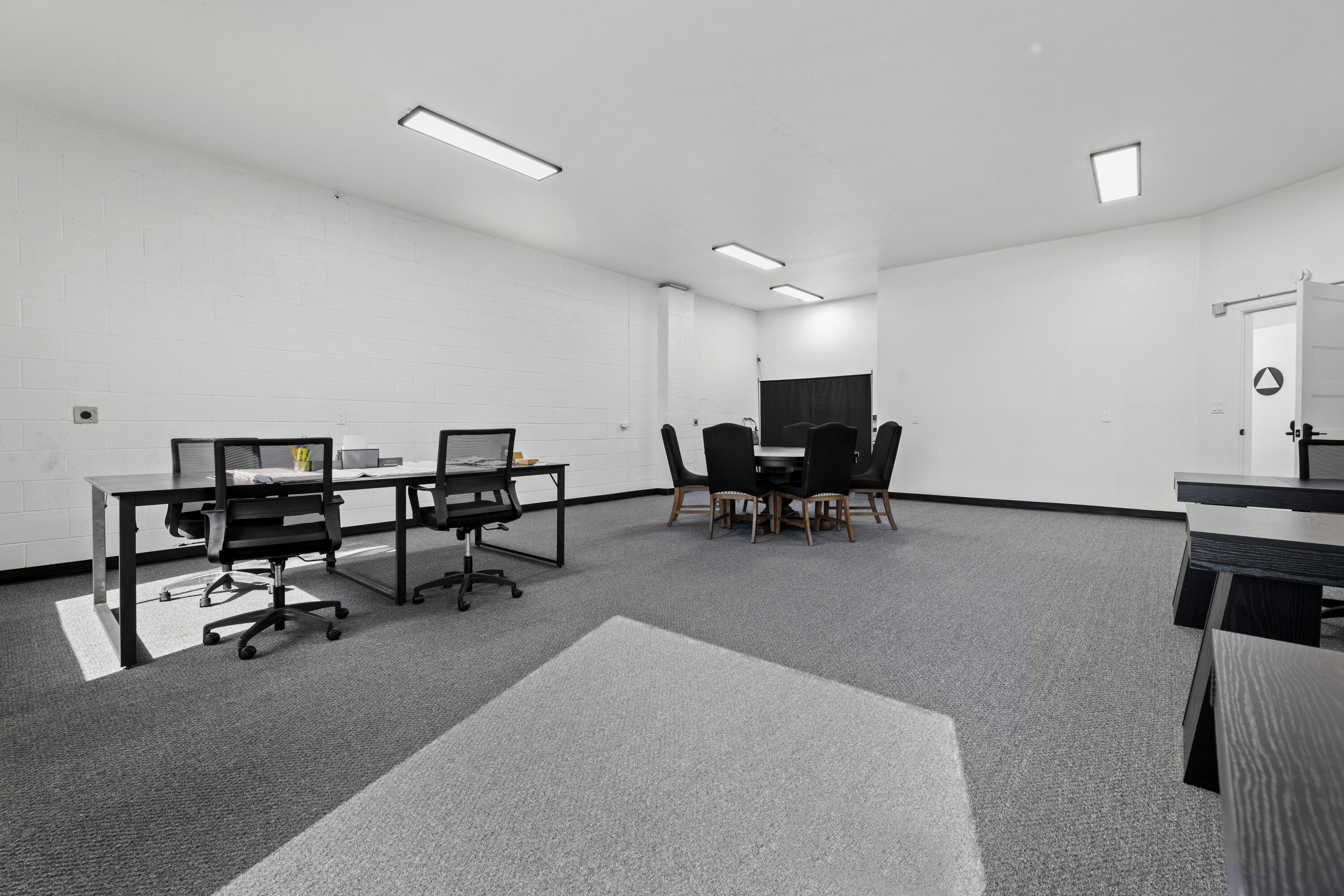 2008 W Dorothea Ave, Visalia, CA 93277