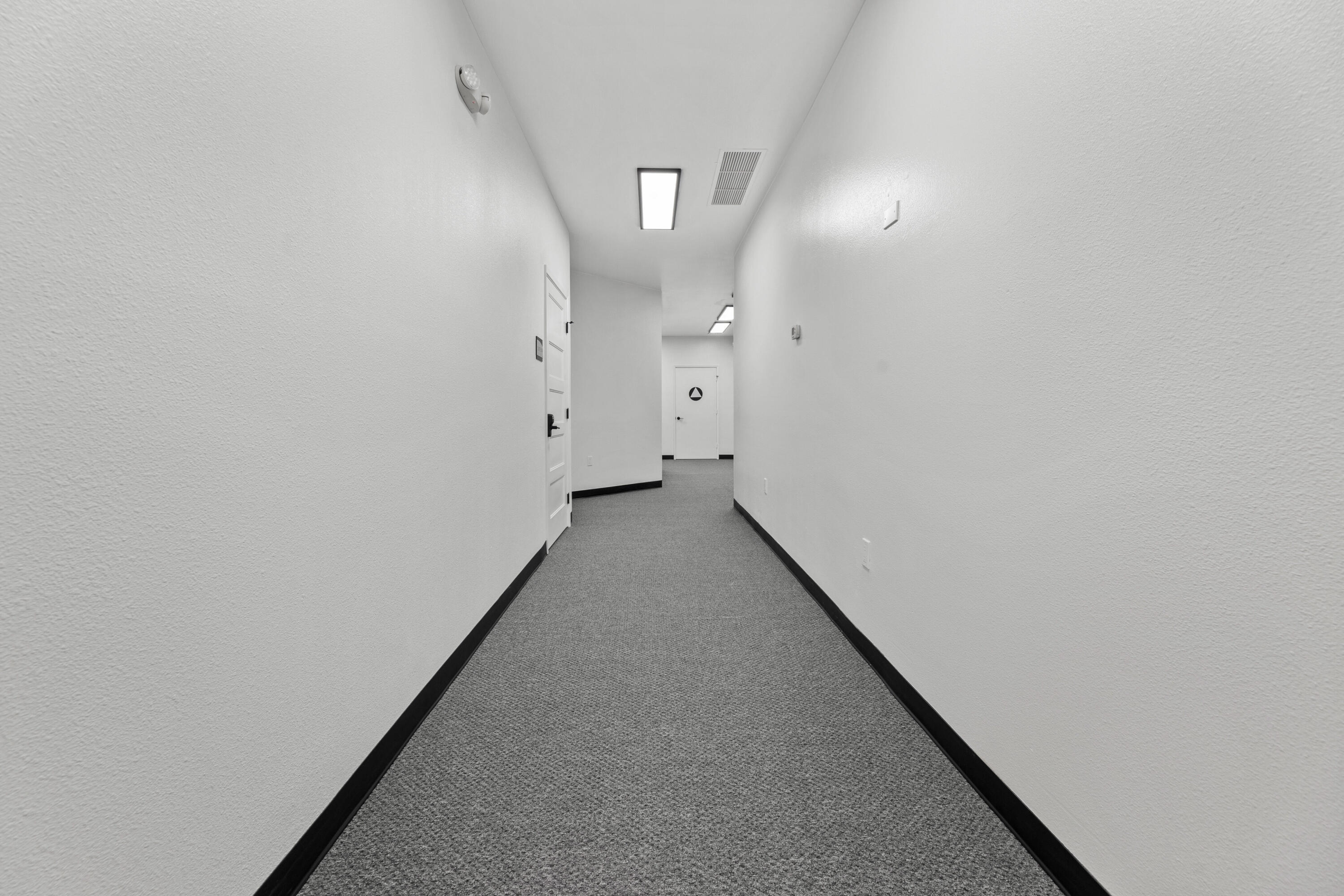 2008 W Dorothea Ave, Visalia, CA 93277