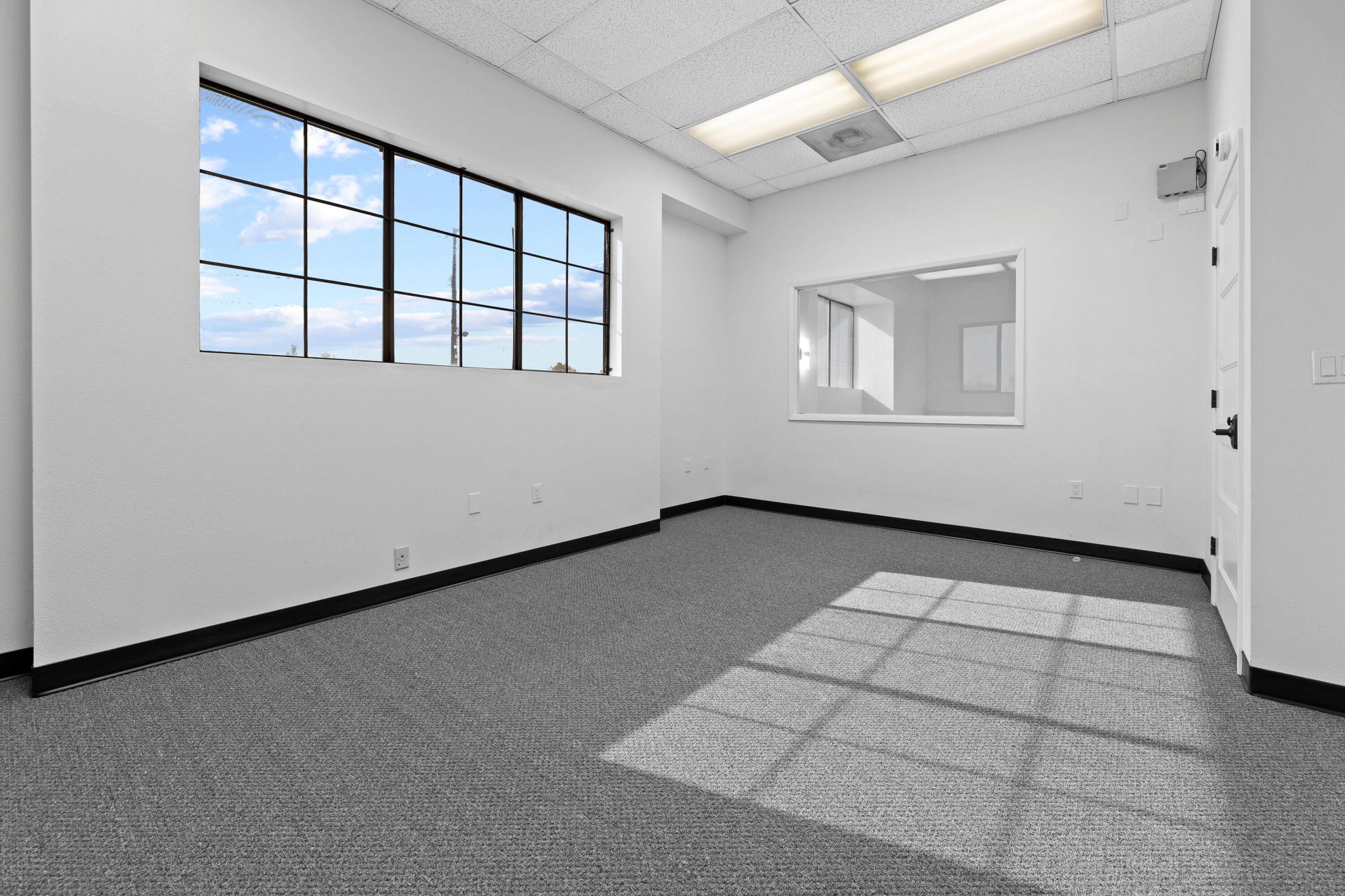 2008 W Dorothea Ave, Visalia, CA 93277