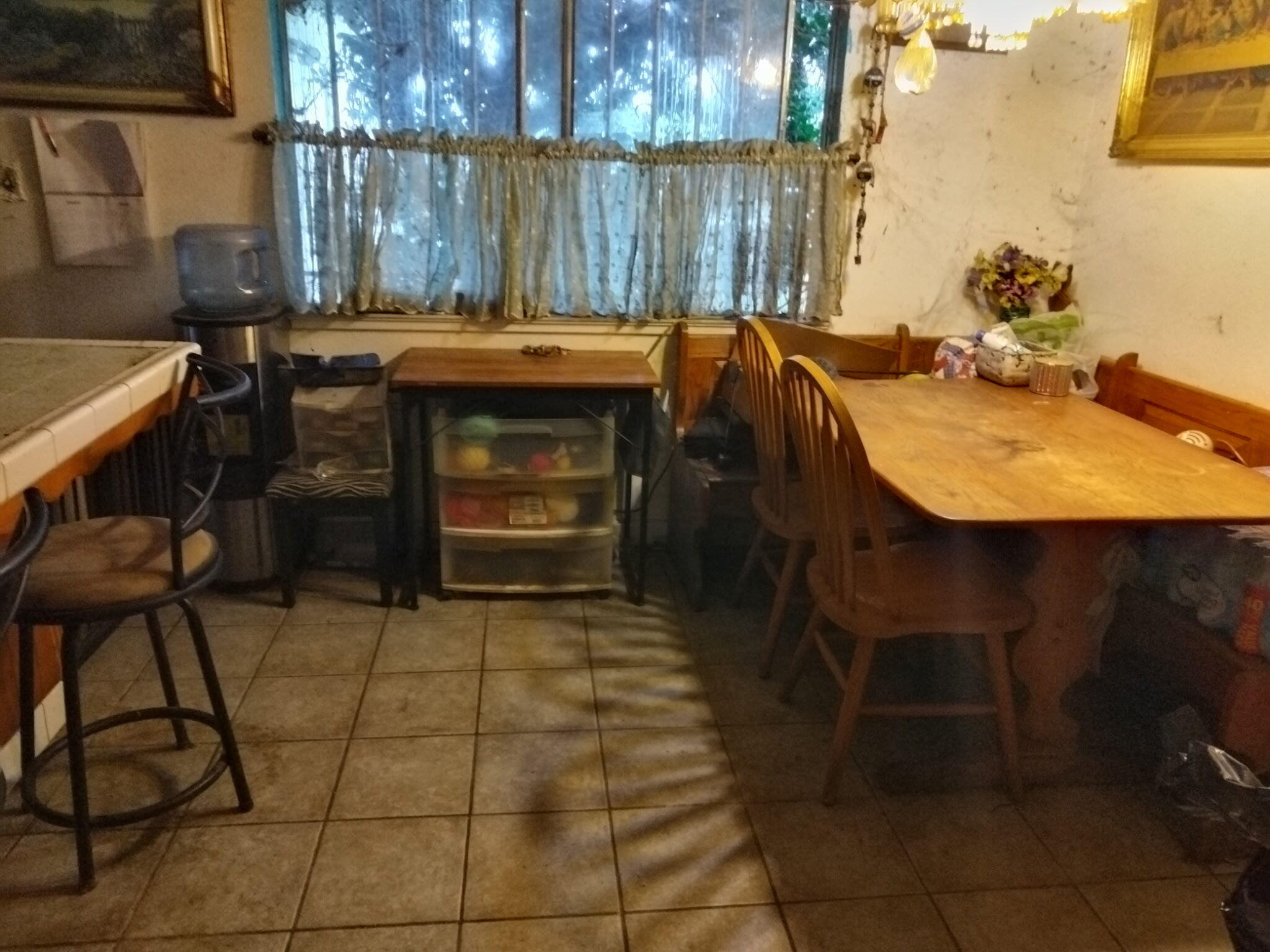 854 Laurence Ct, Hanford, CA 93230