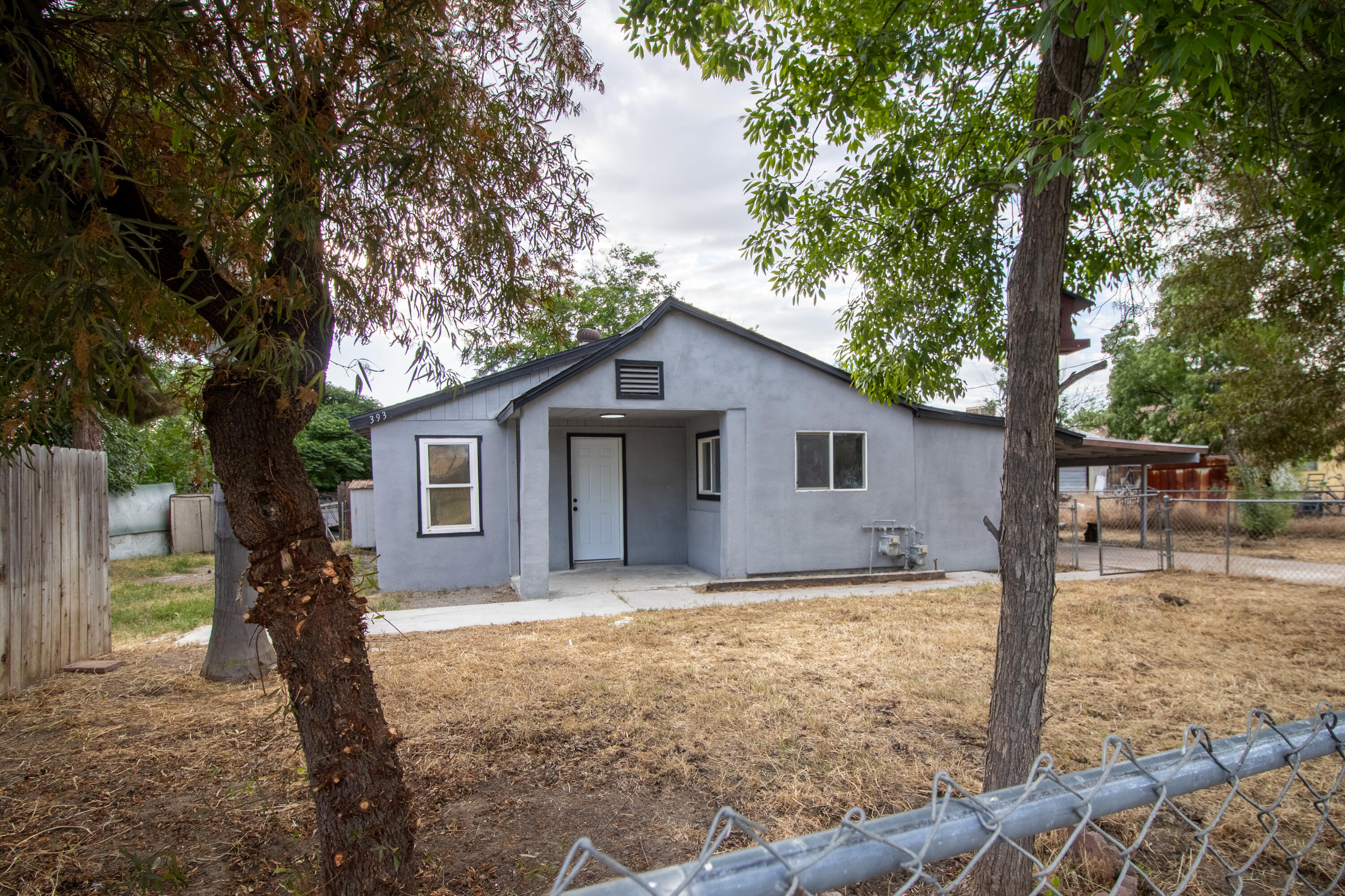 395 S W St, Porterville, CA 93257