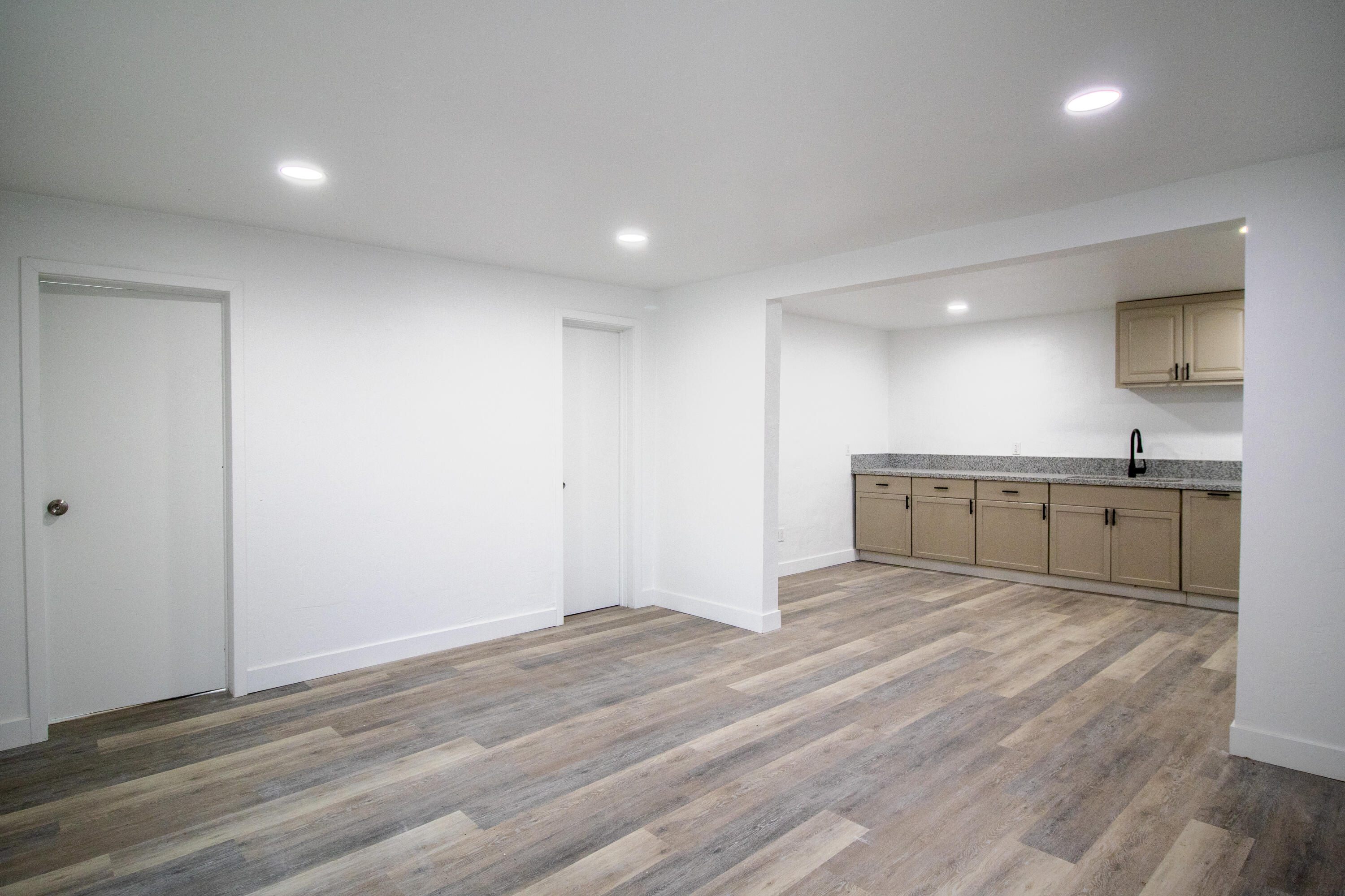 395 S W St, Porterville, CA 93257