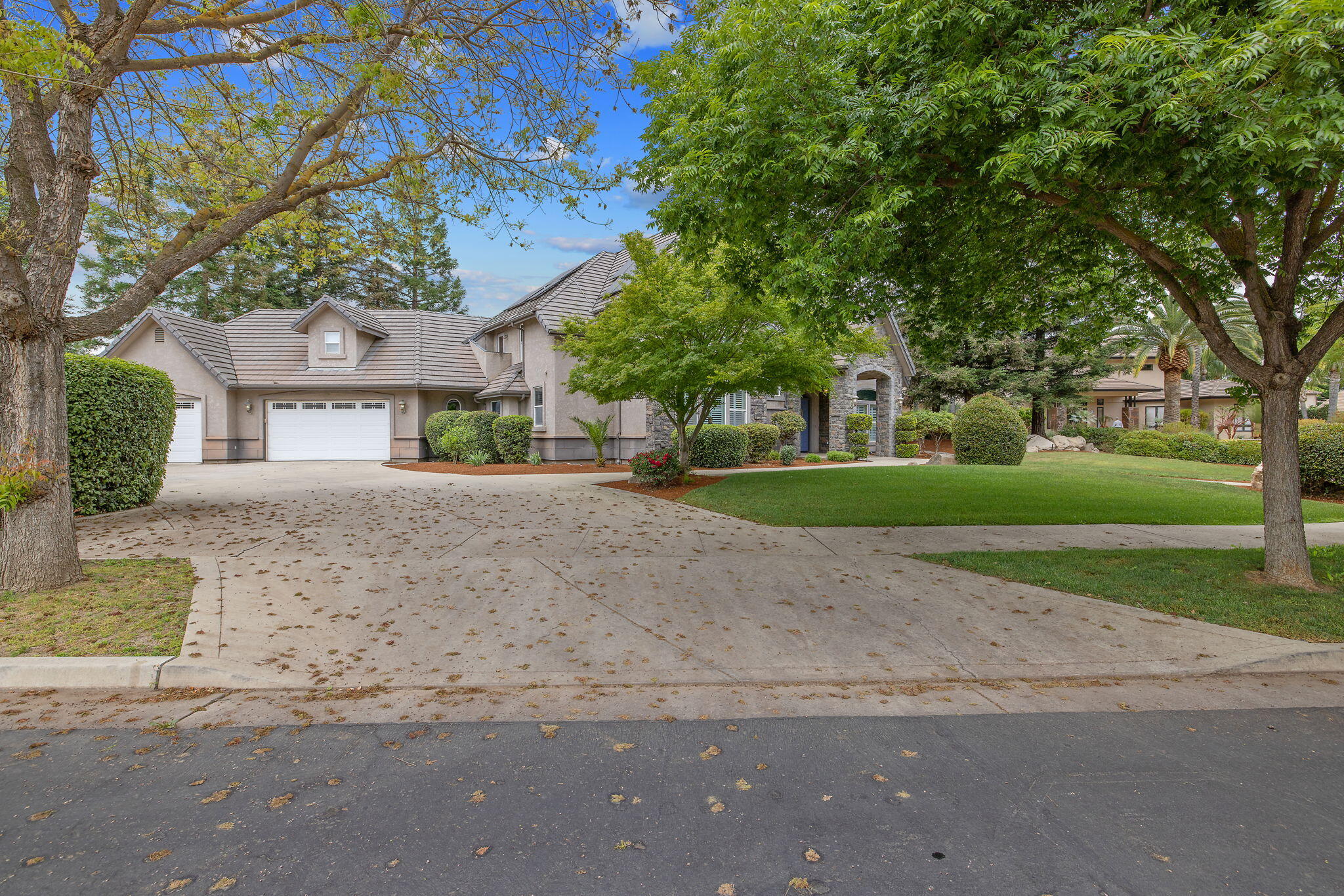 5640 W Delaware Ave, Visalia, CA 93291