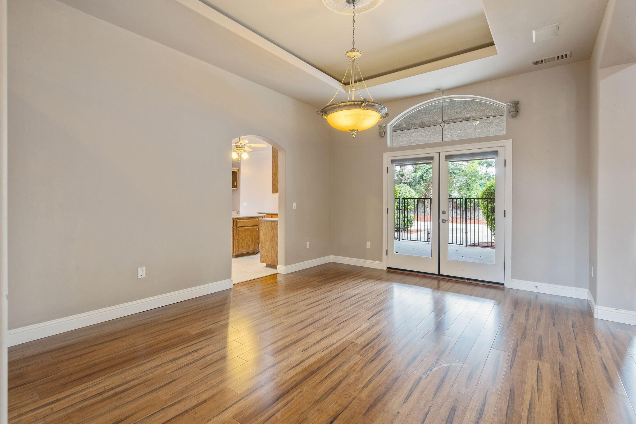 5640 W Delaware Ave, Visalia, CA 93291