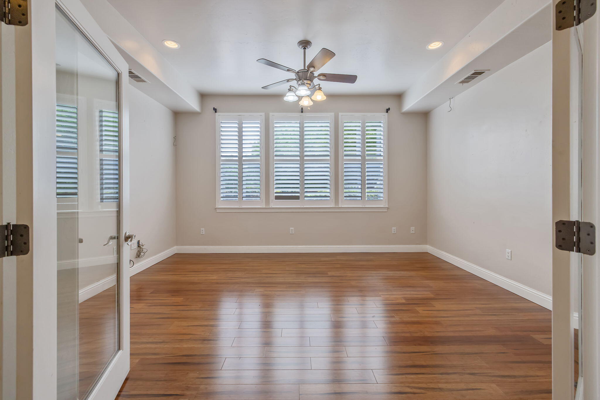 5640 W Delaware Ave, Visalia, CA 93291