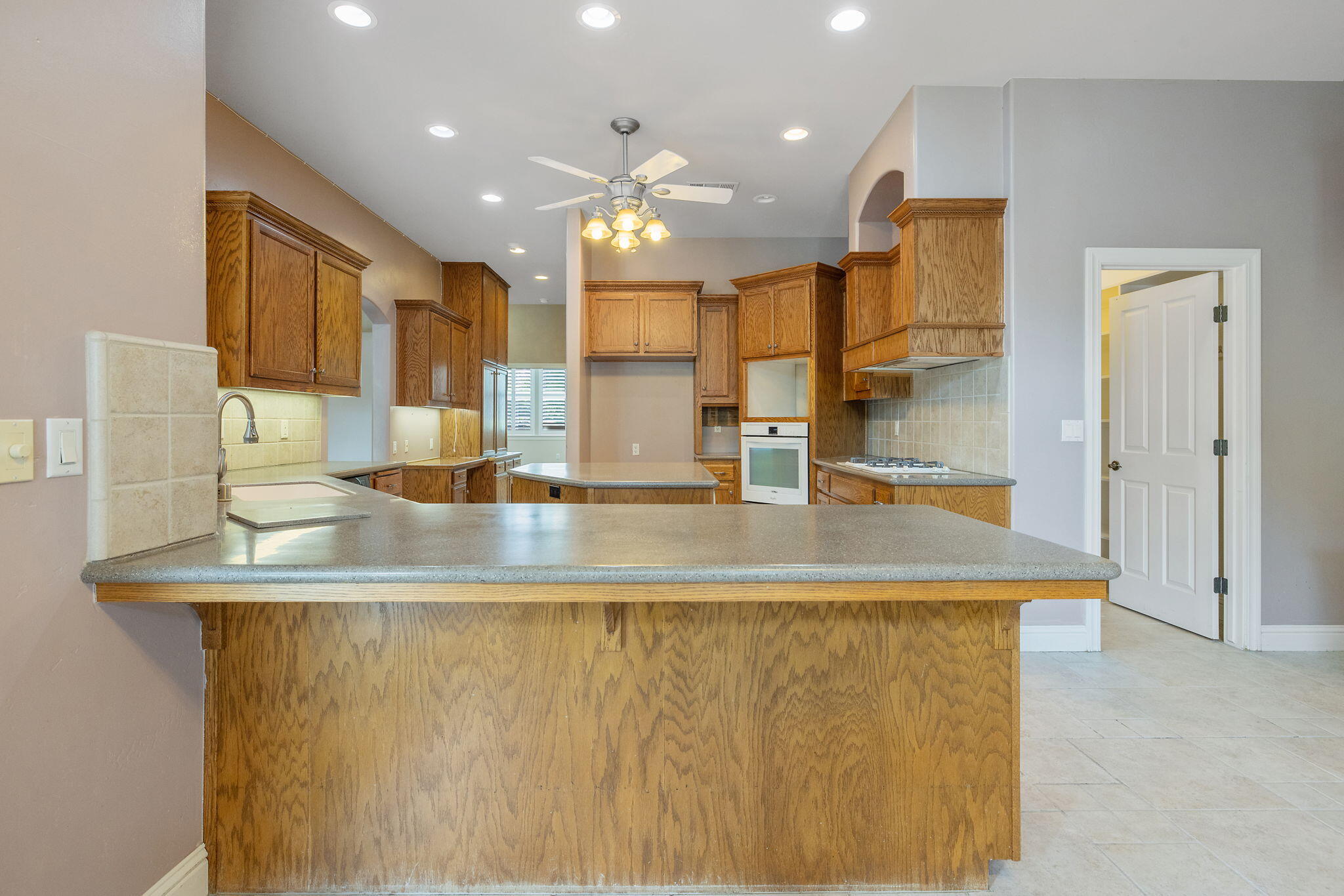 5640 W Delaware Ave, Visalia, CA 93291