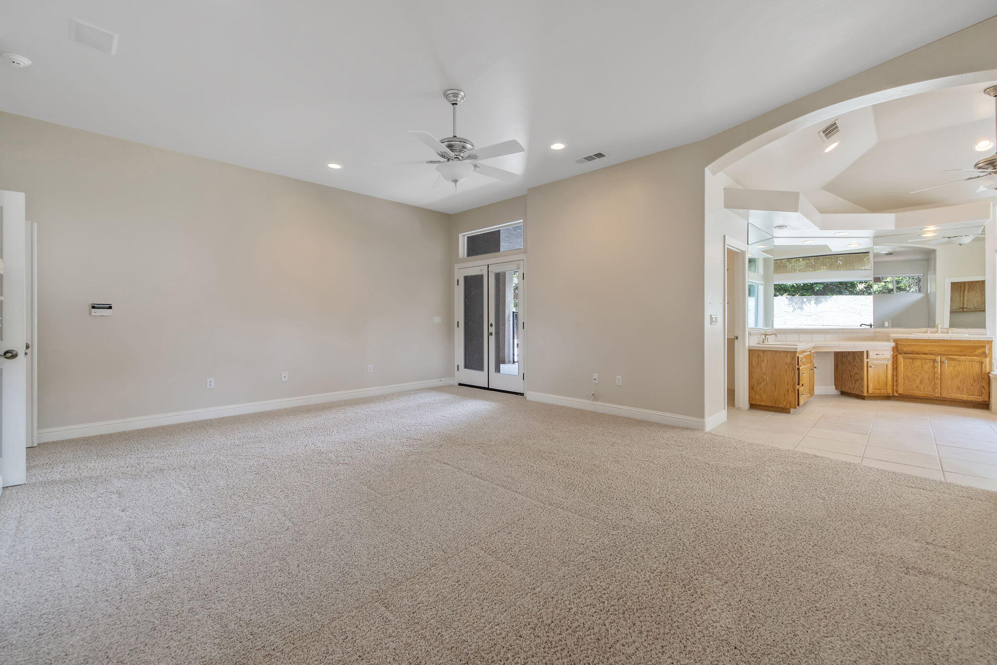 5640 W Delaware Ave, Visalia, CA 93291