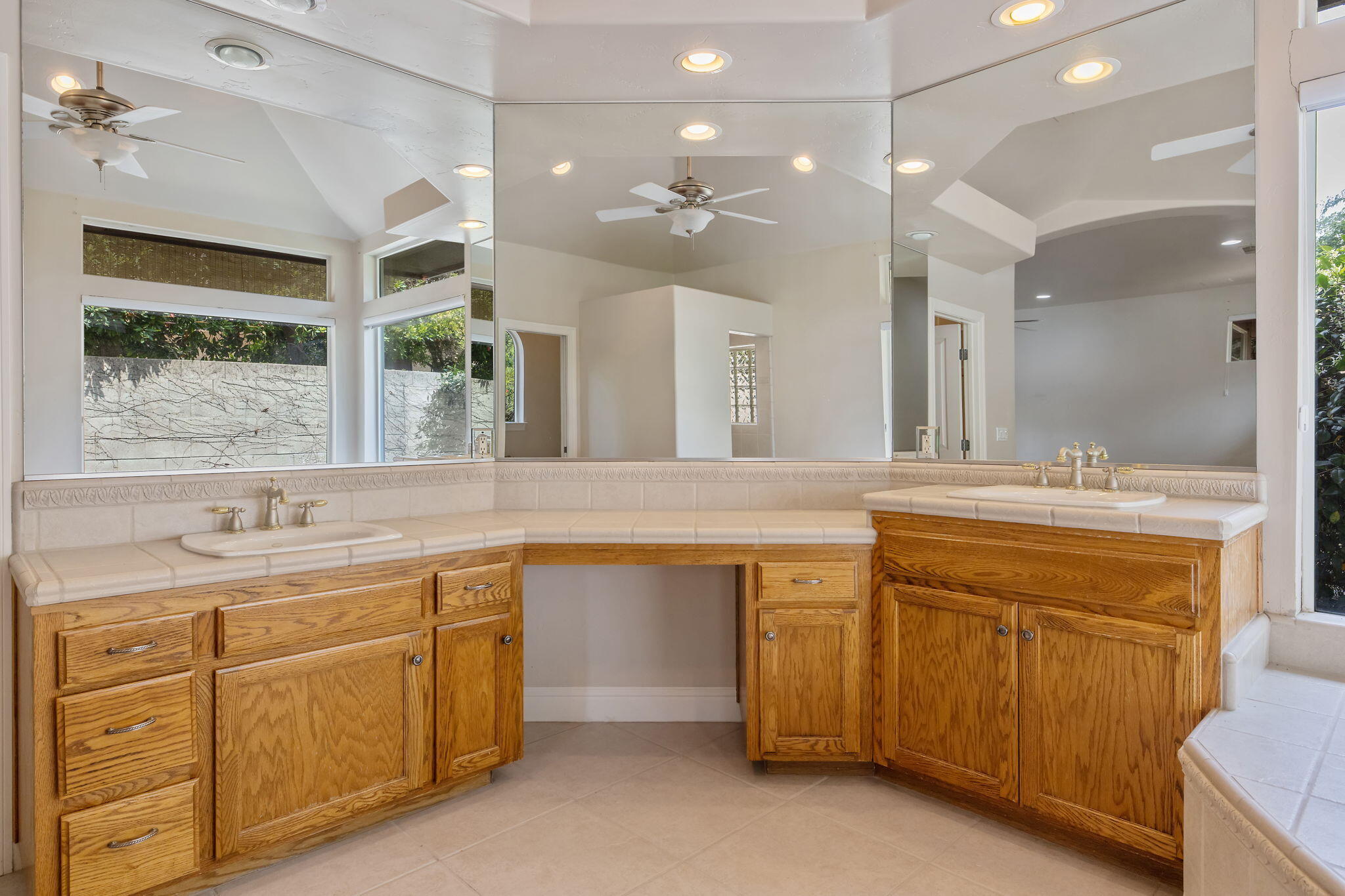 5640 W Delaware Ave, Visalia, CA 93291