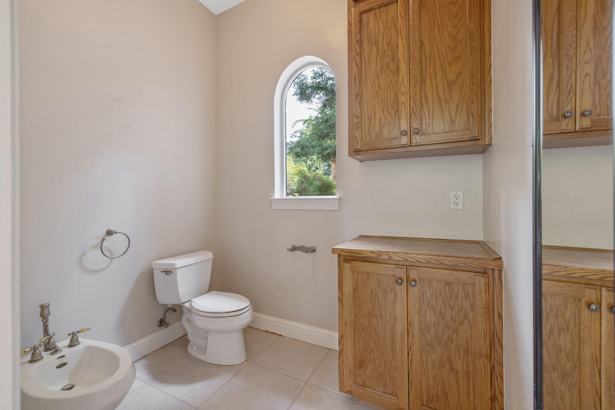 5640 W Delaware Ave, Visalia, CA 93291