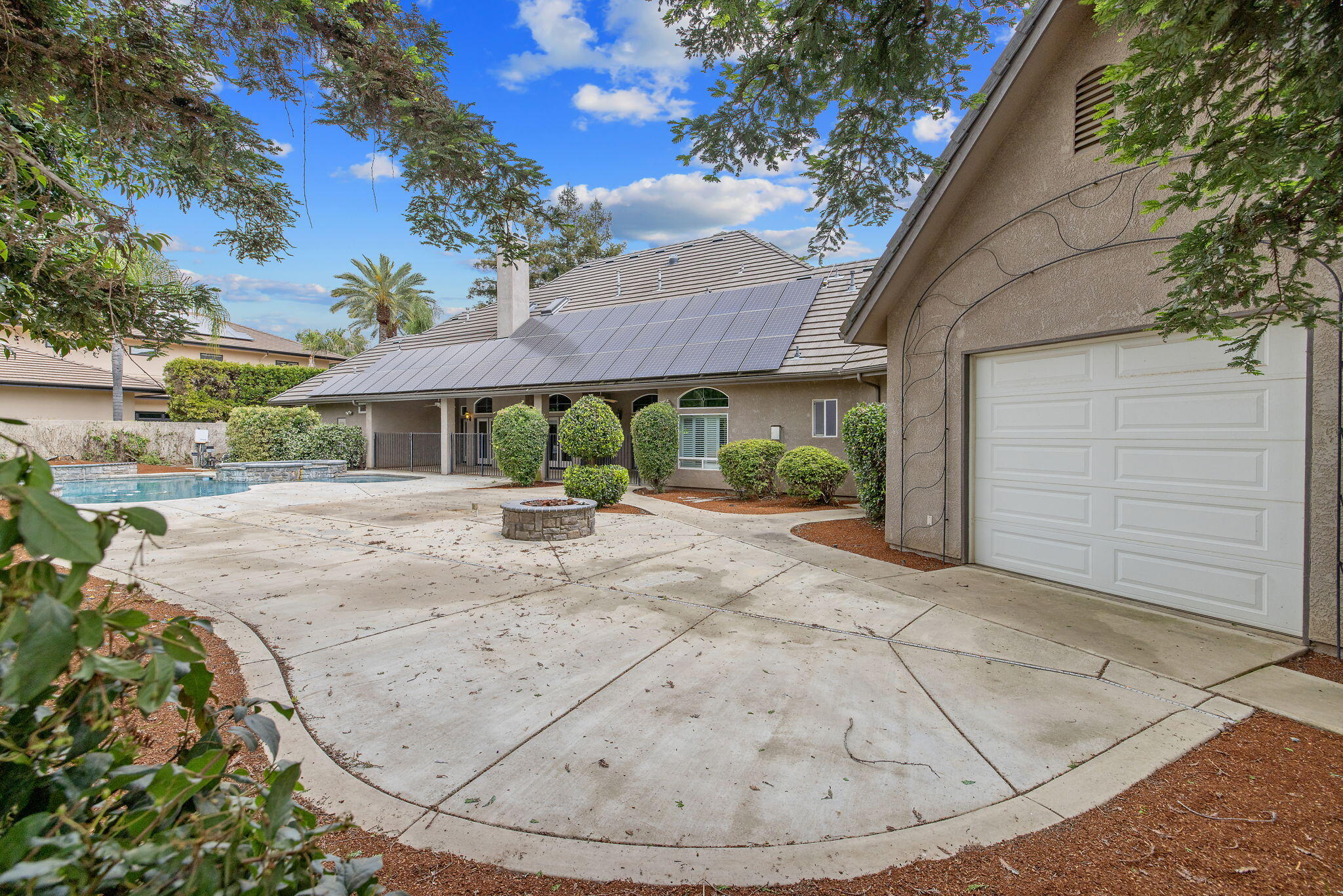 5640 W Delaware Ave, Visalia, CA 93291