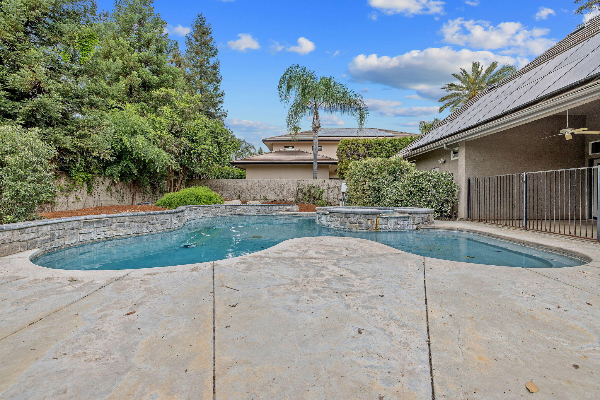 5640 W Delaware Ave, Visalia, CA 93291