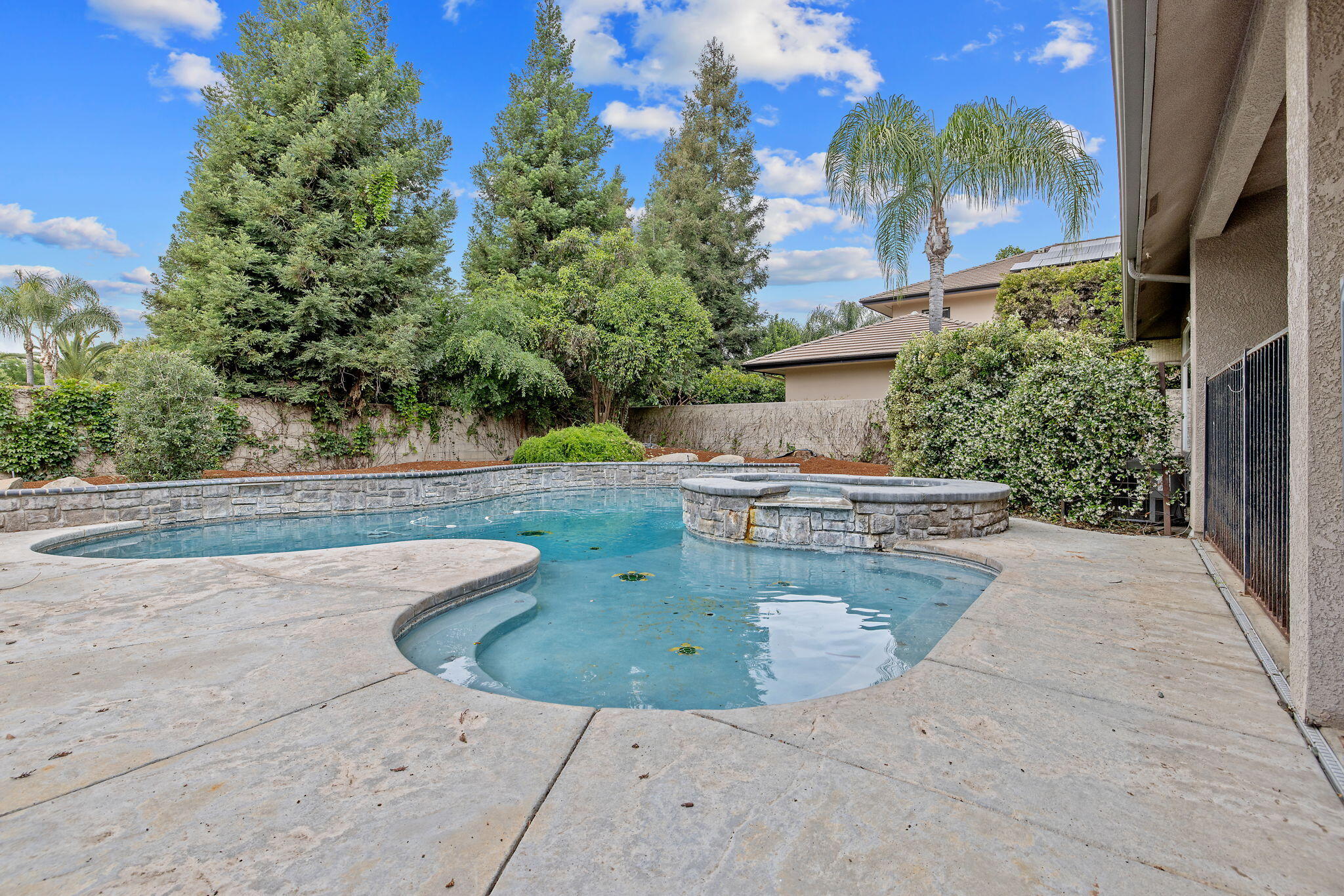 5640 W Delaware Ave, Visalia, CA 93291