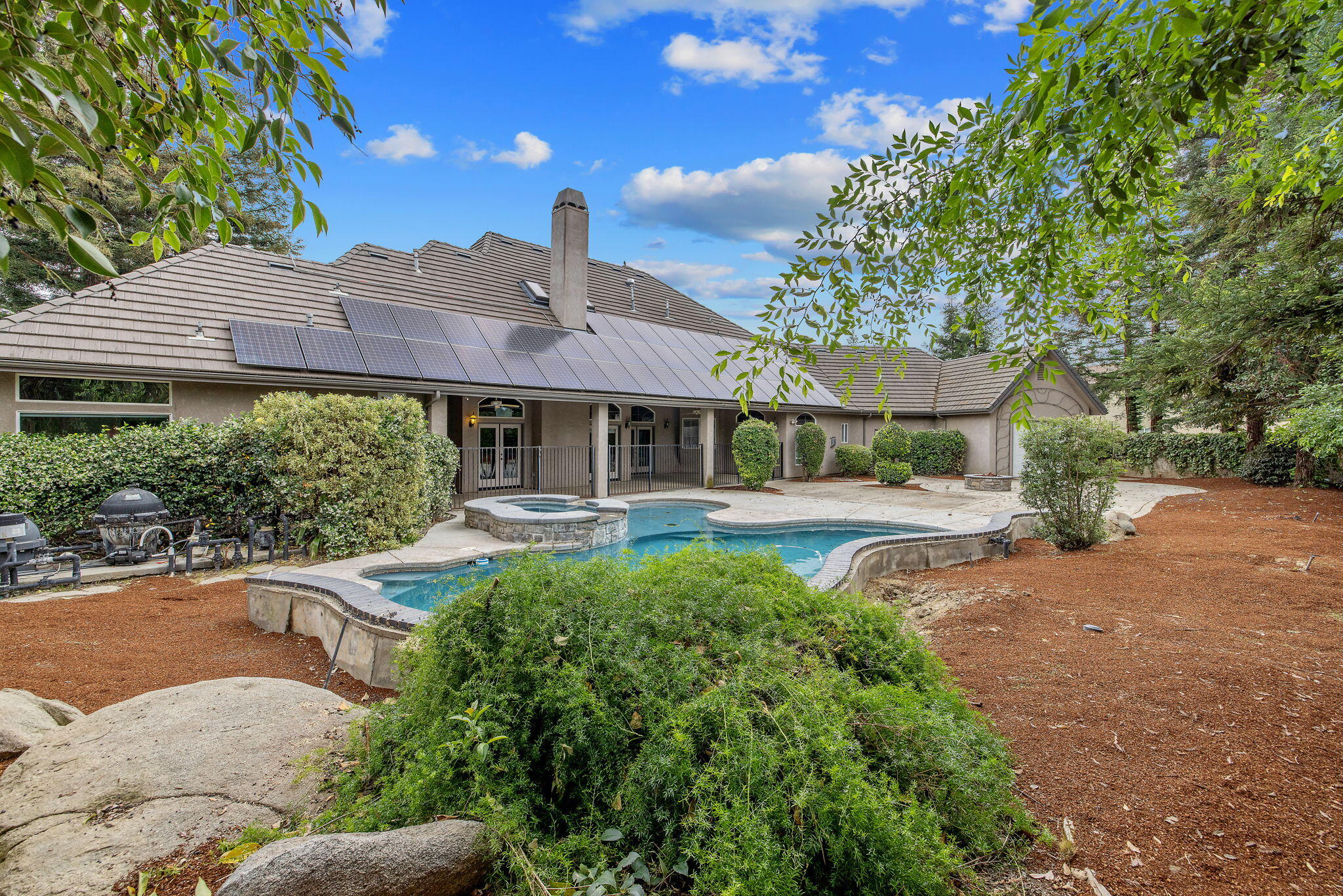 5640 W Delaware Ave, Visalia, CA 93291