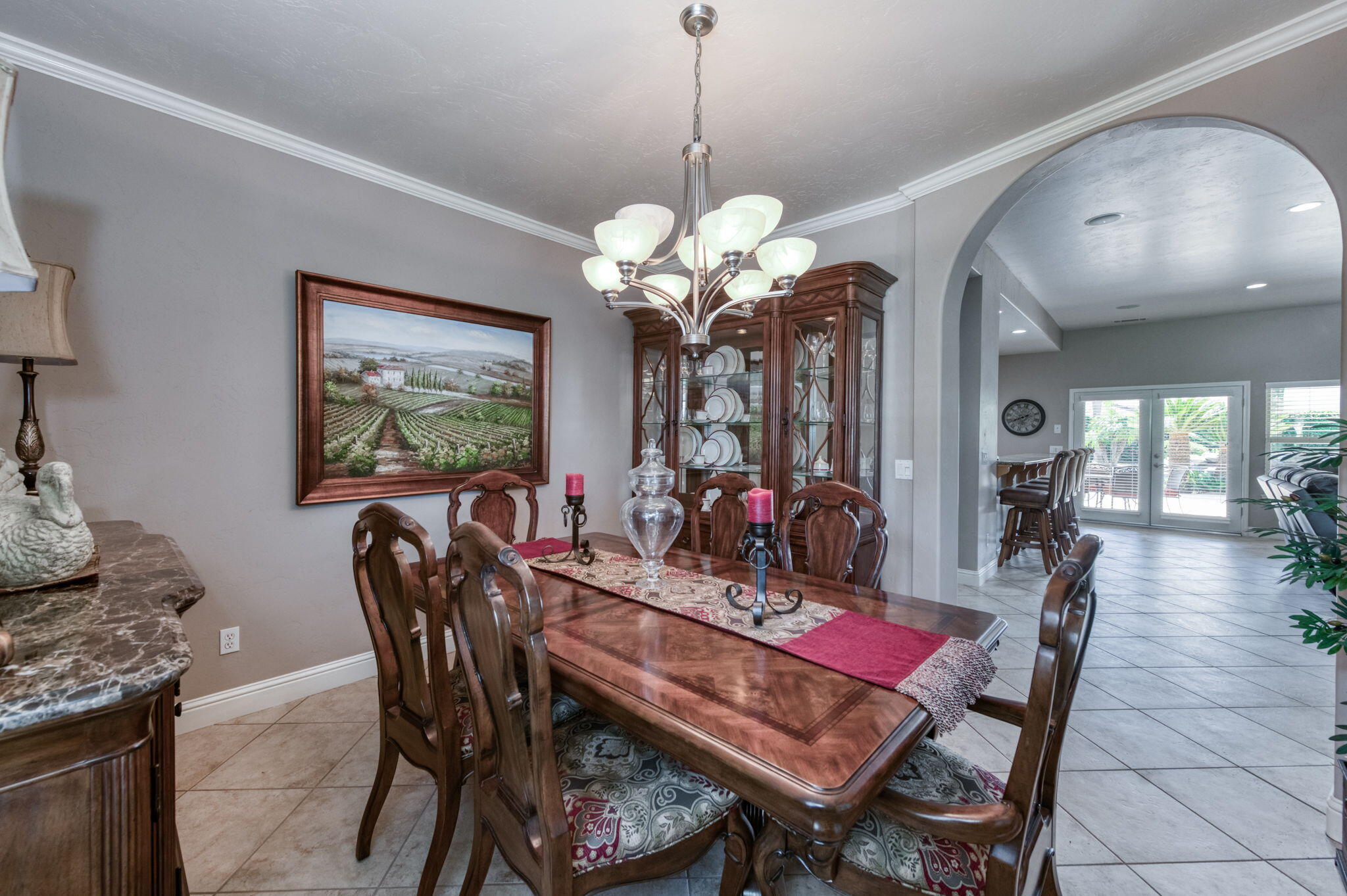 4907 W Lakewood Ct, Visalia, CA 93291