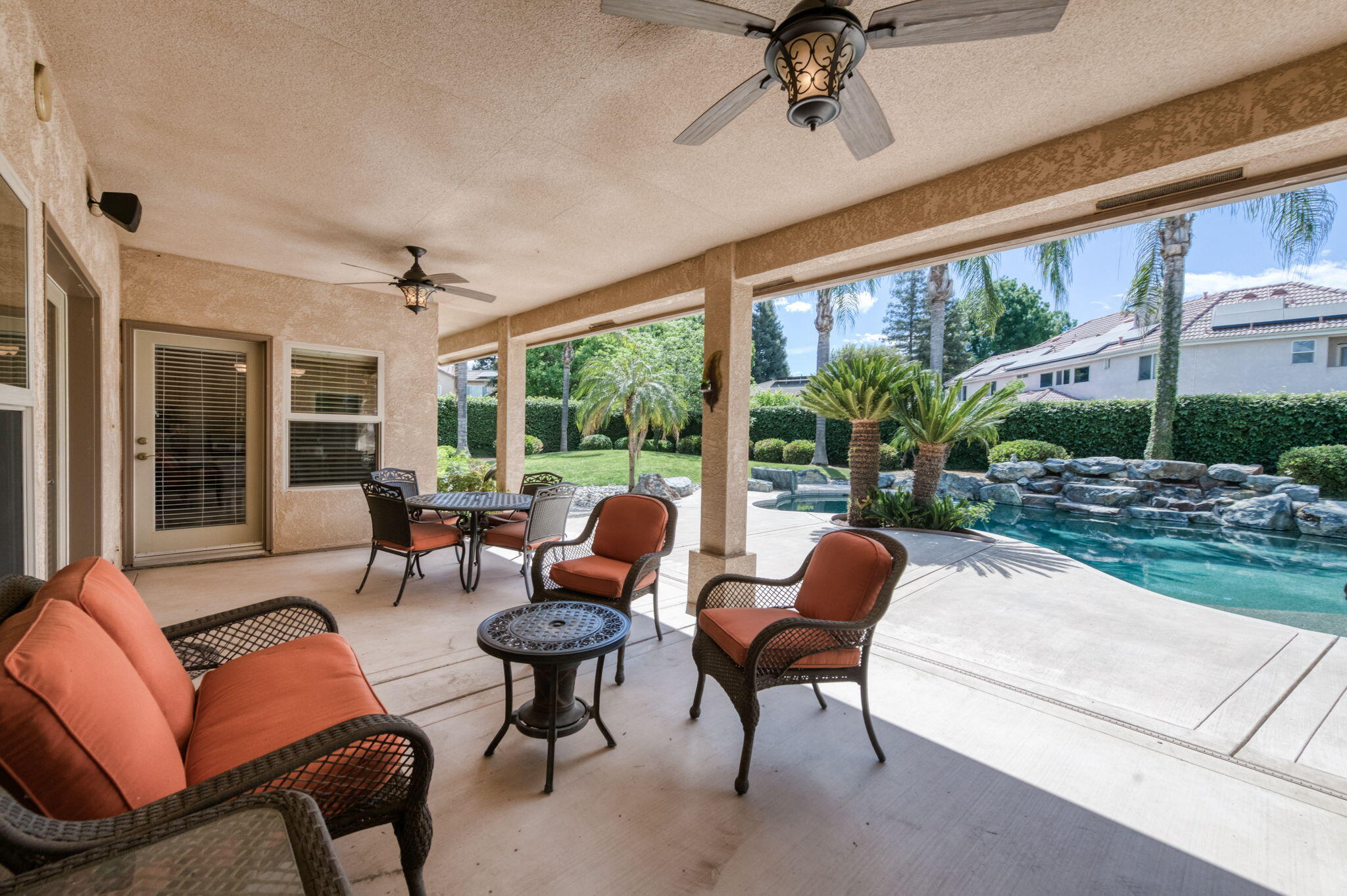 4907 W Lakewood Ct, Visalia, CA 93291